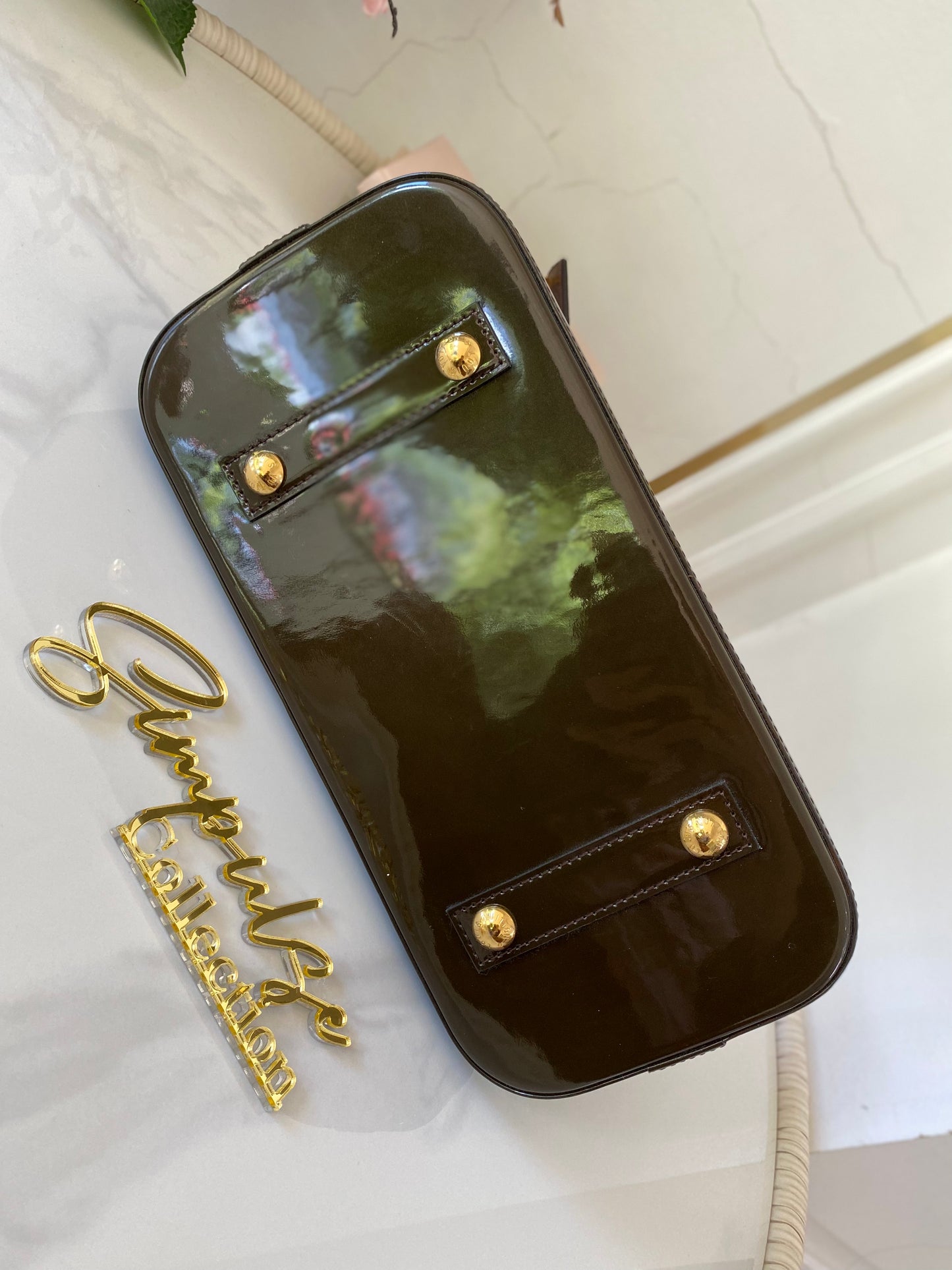 Louis Vuitton Alma Vernis Ombre Pm Size