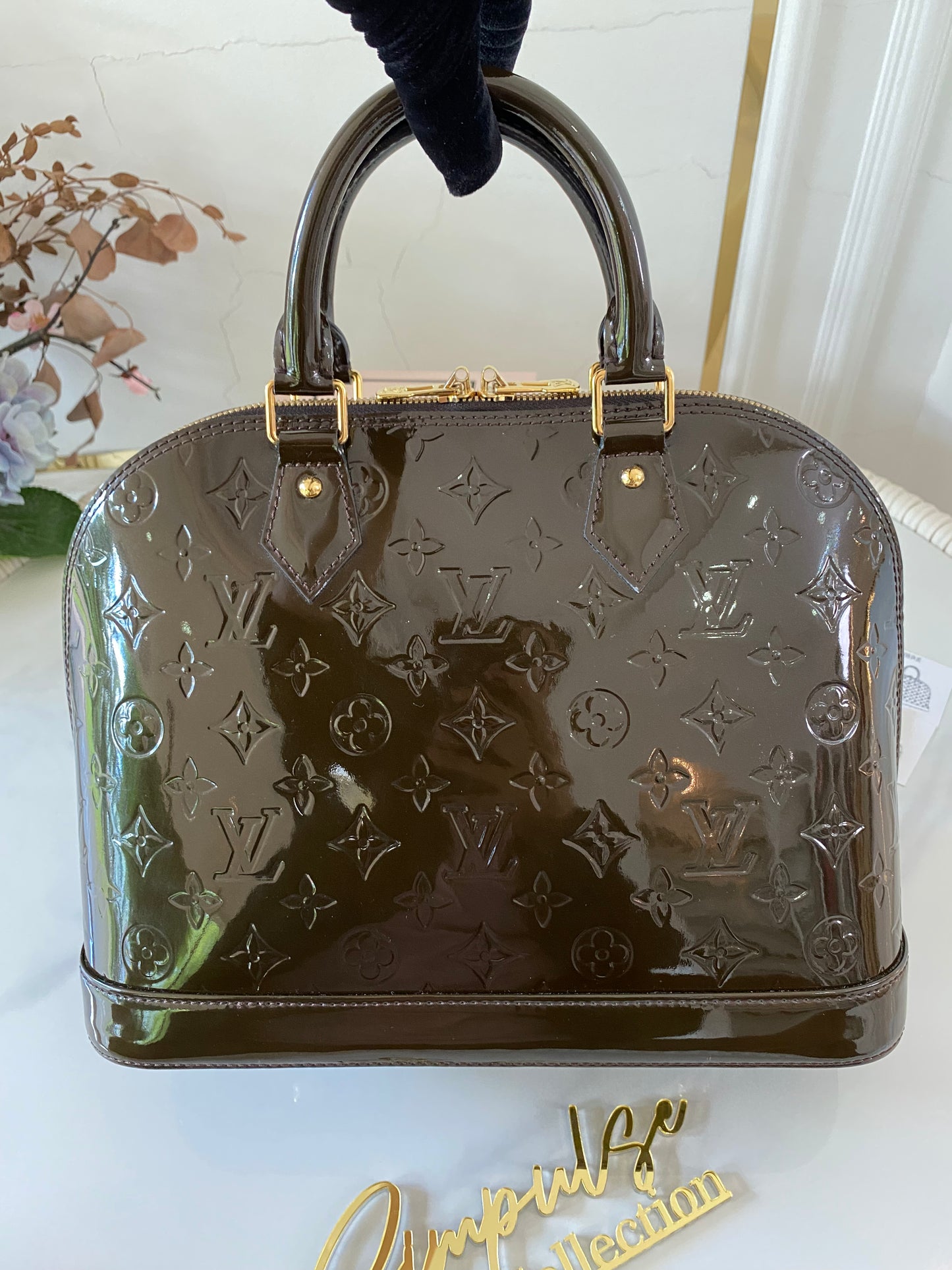 Louis Vuitton Alma Vernis Ombre Pm Size