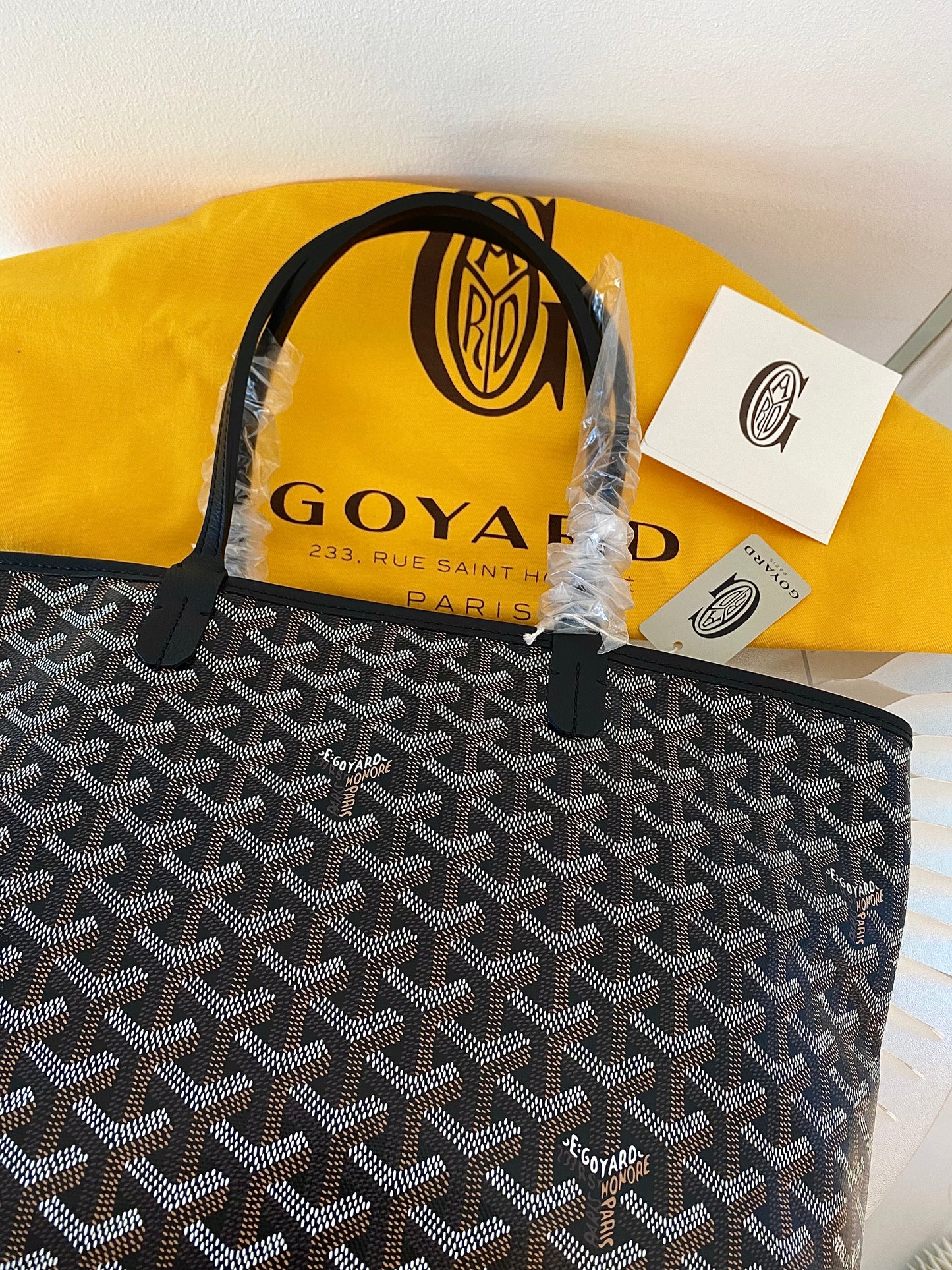 GOYARD Artois Black in Pm Size