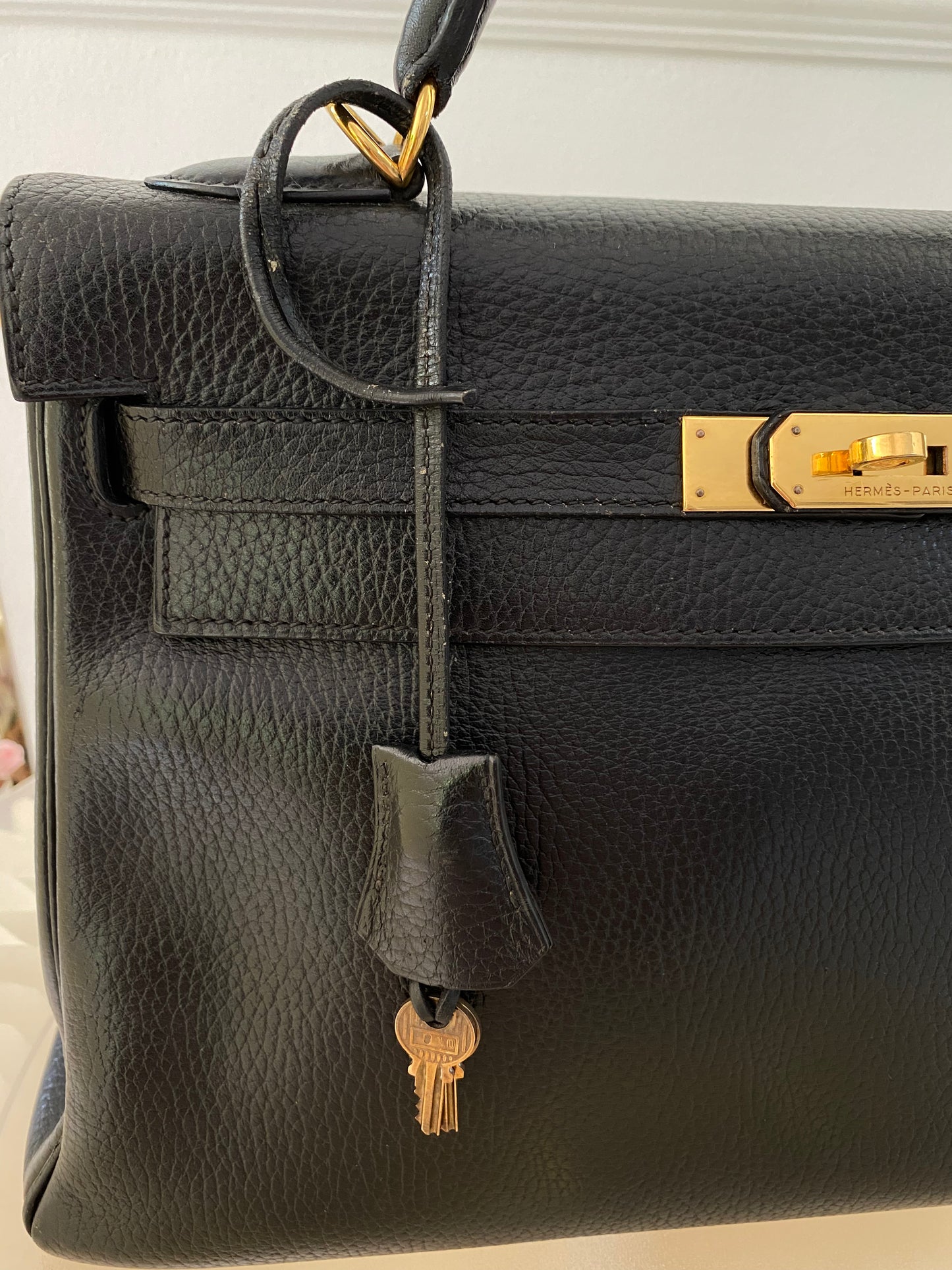 Hermes Kelly 32 Black GHW