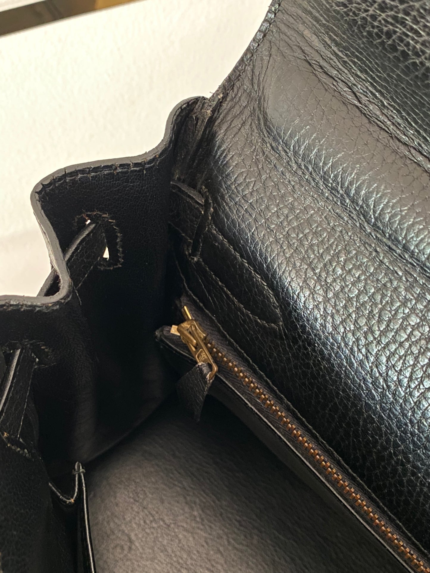 Hermes Kelly 32 Black GHW