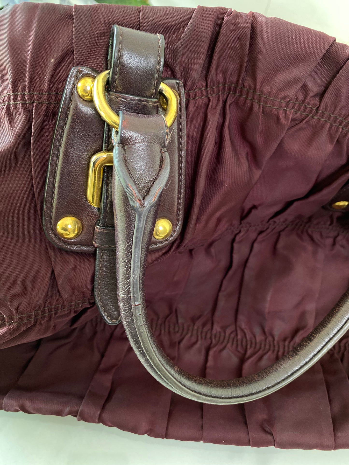 P Tessuto Nylon Gaufre Bordeaux Large Tote