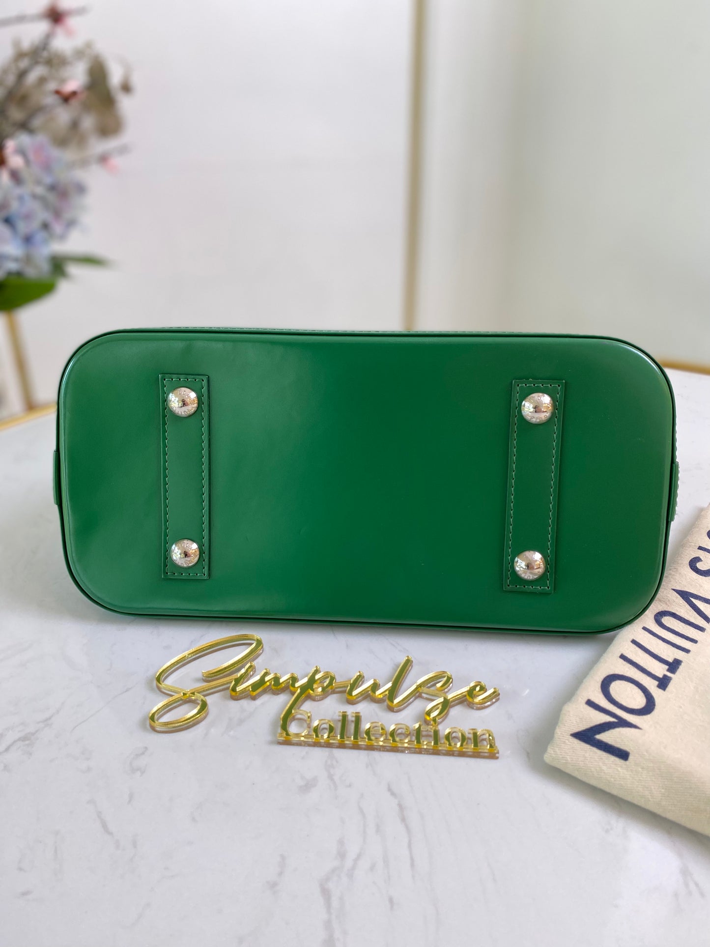 L V Menthe Epi Leather Alma