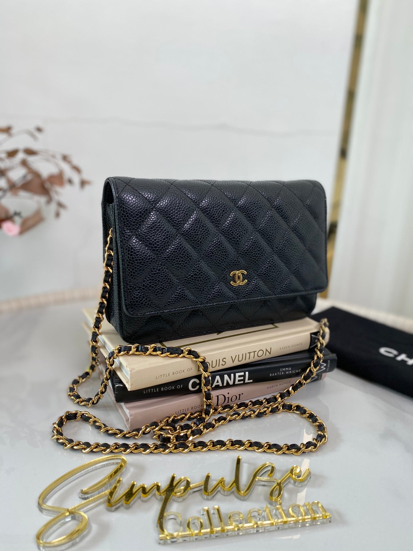 Classic WOC Caviar GHW