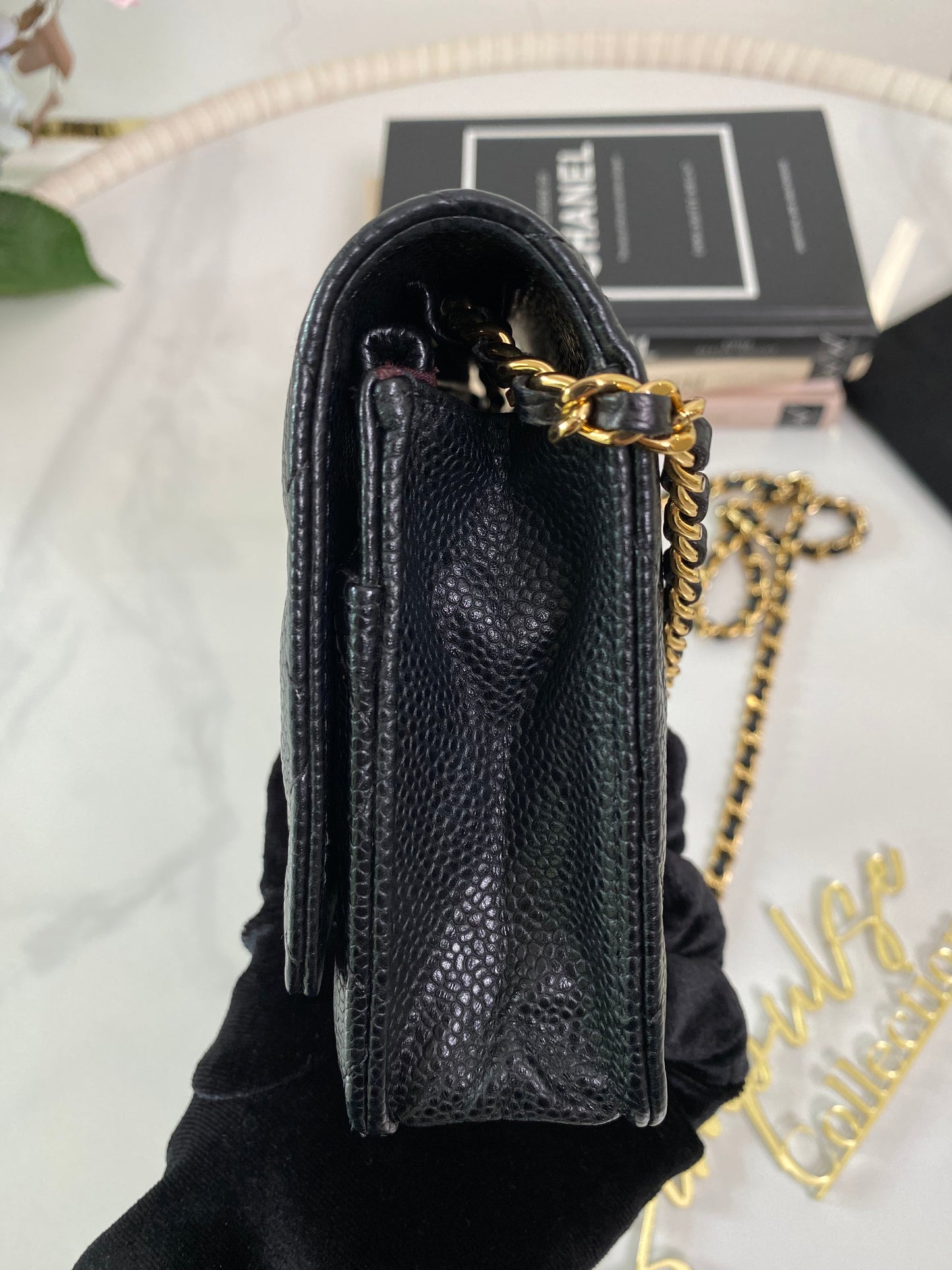 Classic WOC Caviar GHW