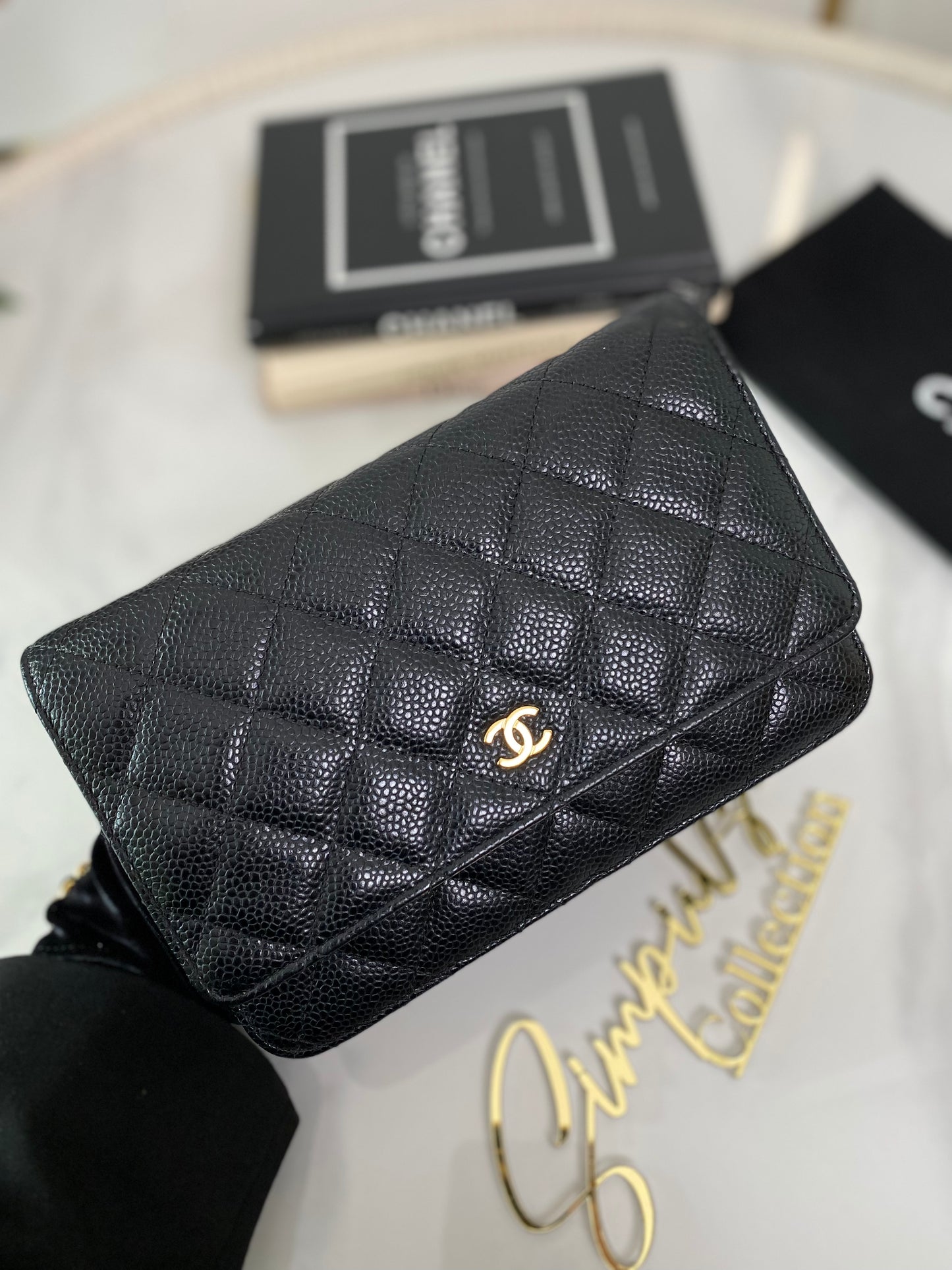 Classic WOC Caviar GHW