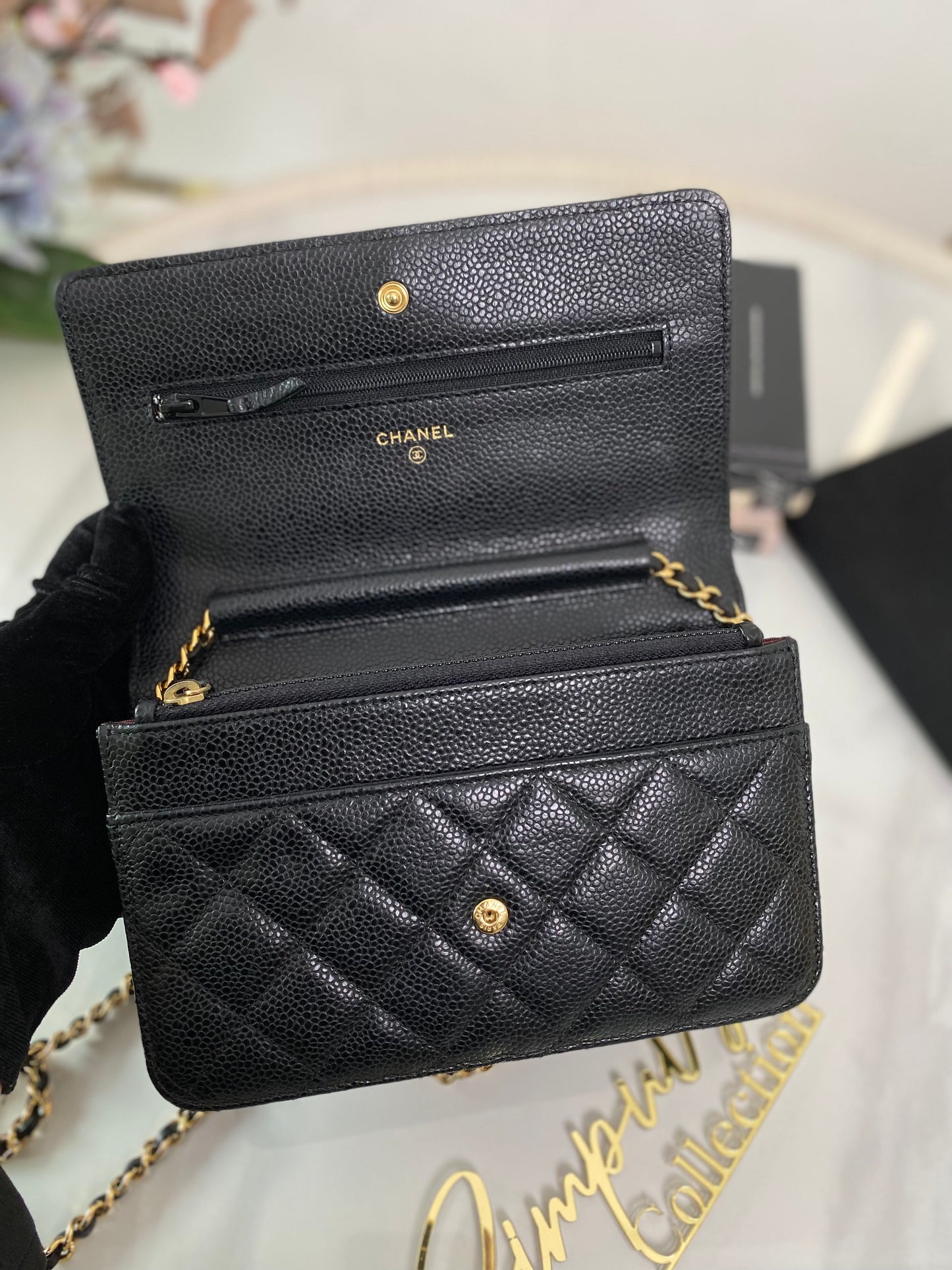 Classic WOC Caviar GHW
