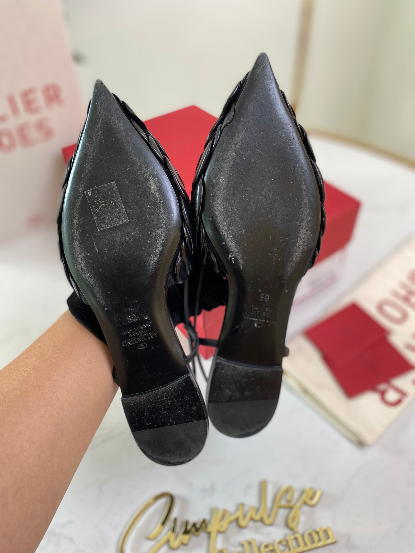 VLTN Garavani Black Leather Atelier Rose Edition