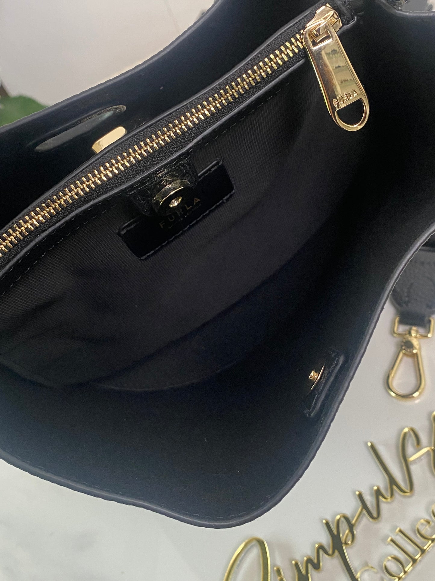 F Danae Bucket Two Way Bag