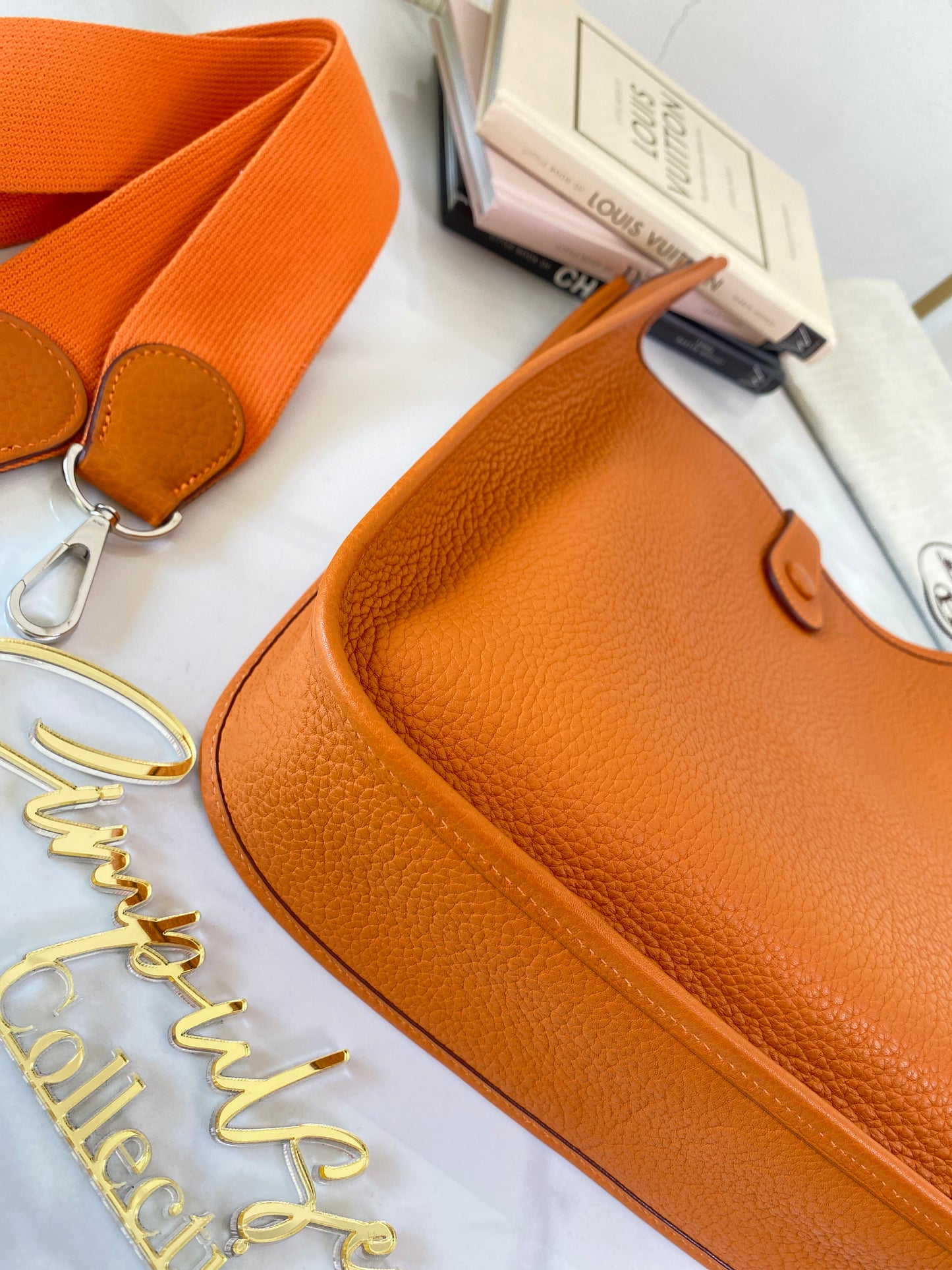 H Evelyne Orange Pm