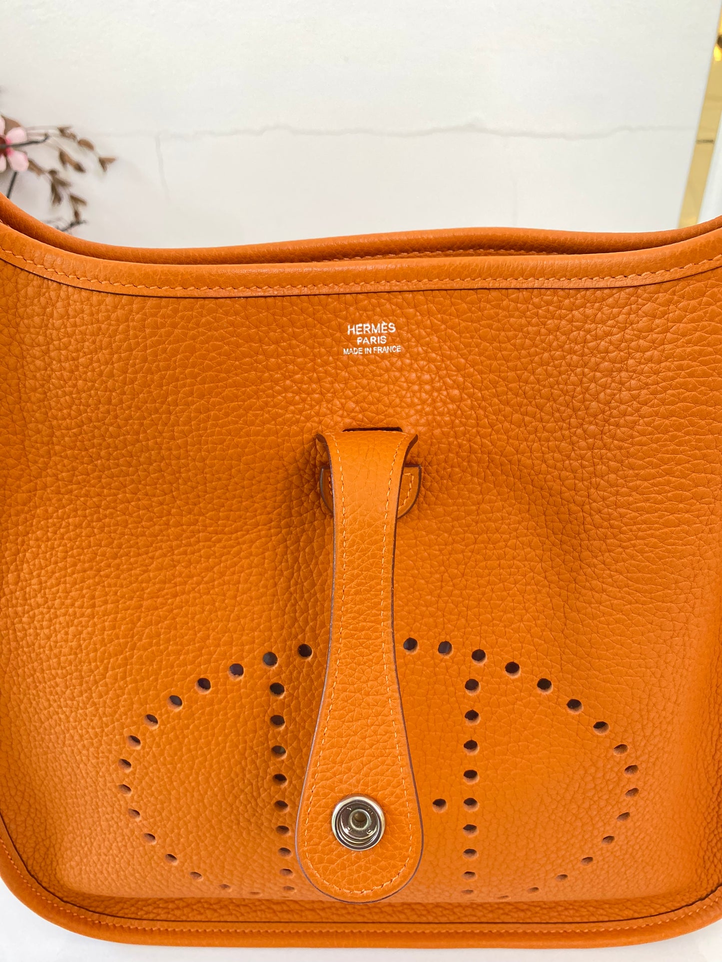 H Evelyne Orange Pm