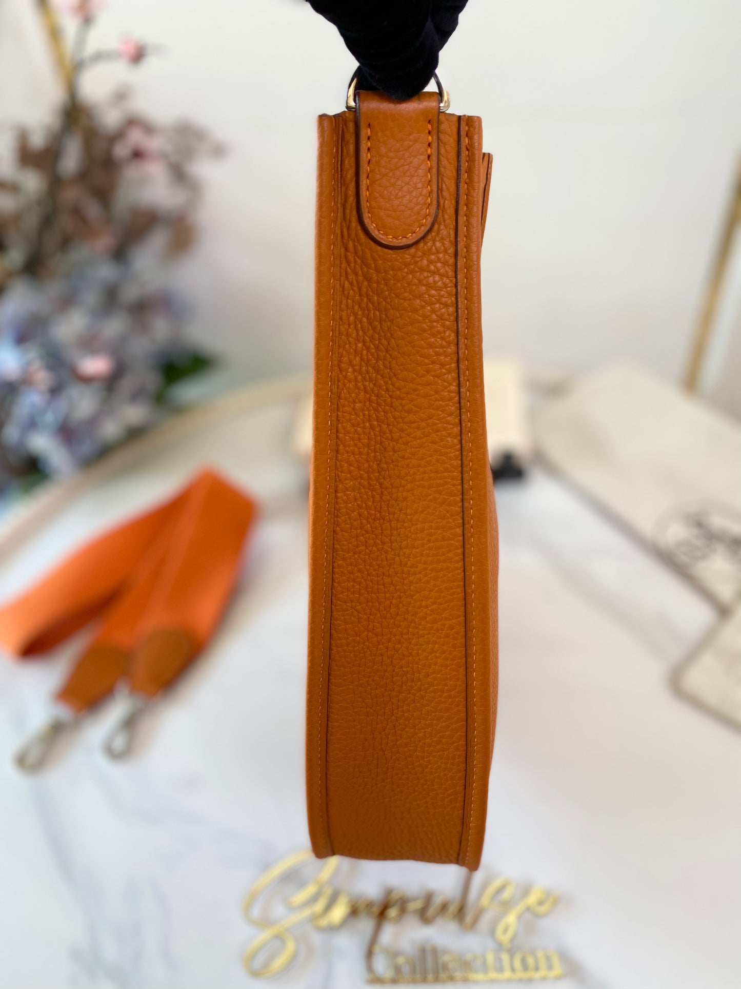 H Evelyne Orange Pm