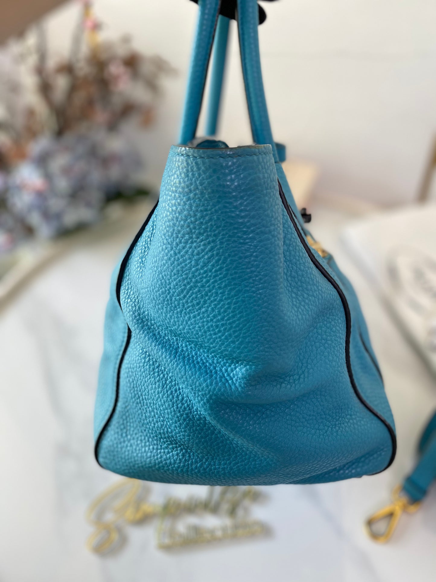 P Vitello Daino Turquoise Leather Tote