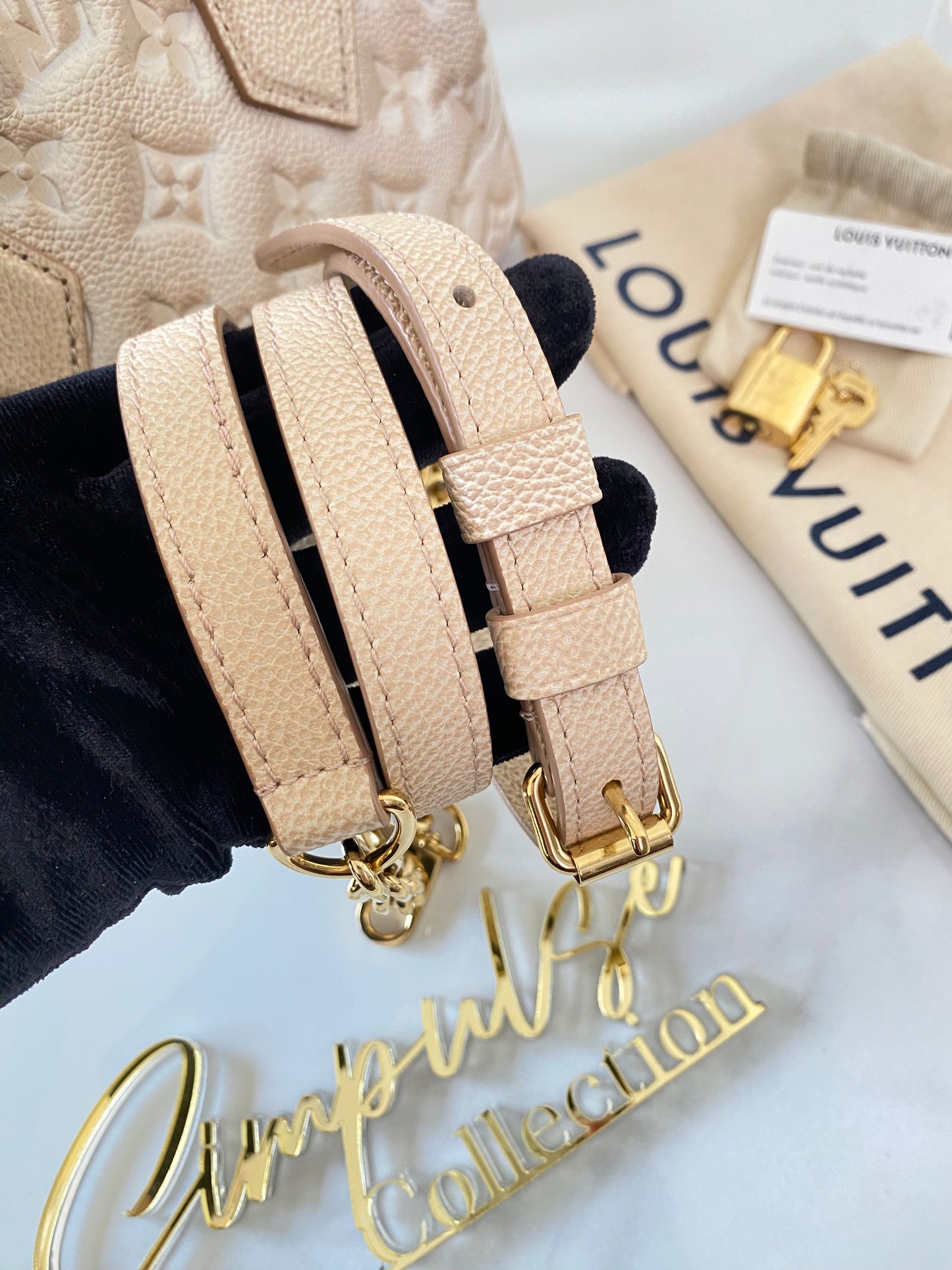 L V Speedy Bandouliere 20 Stardust Mono Empreinte Leather