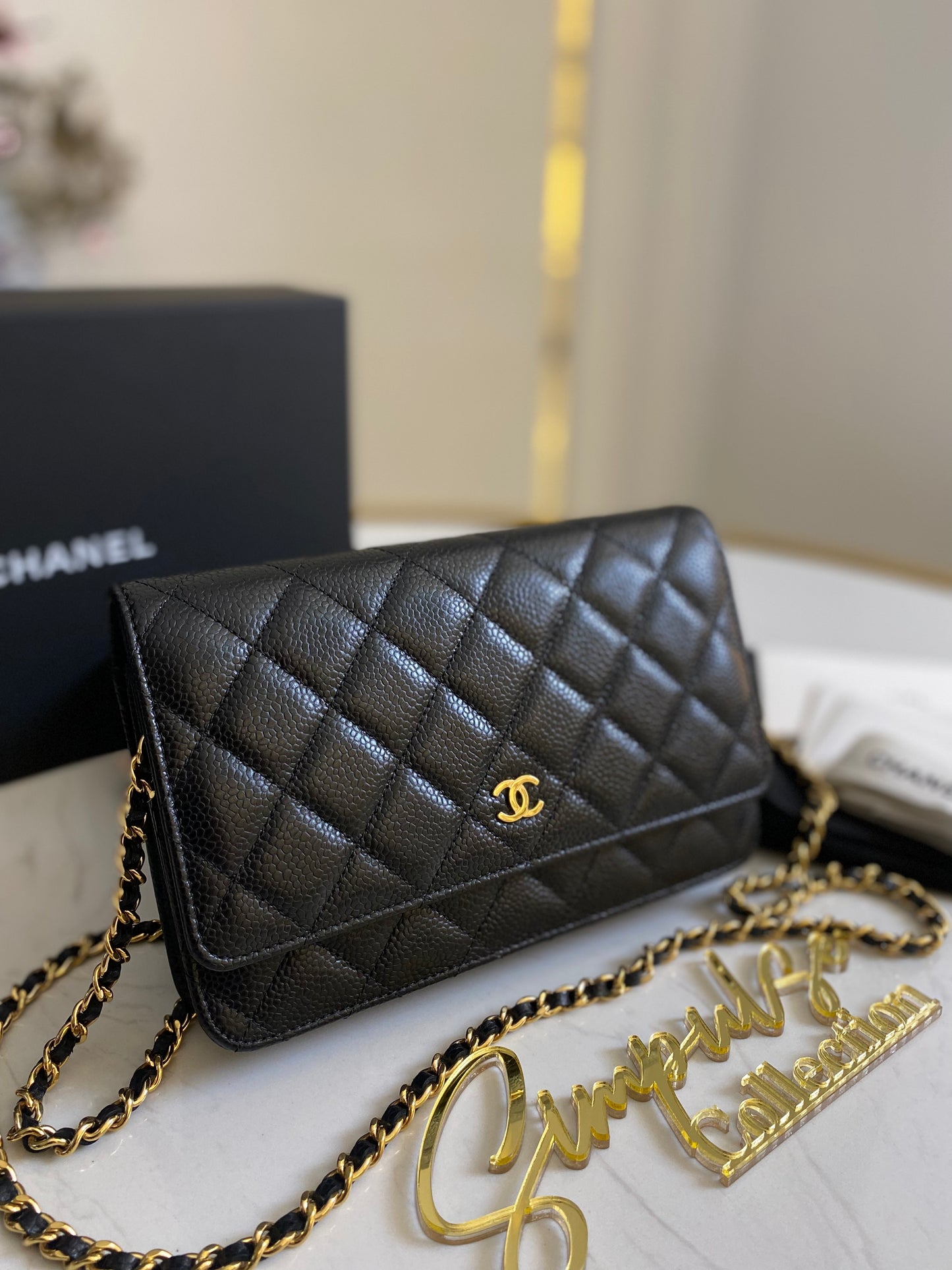 Classic WOC Caviar GHW