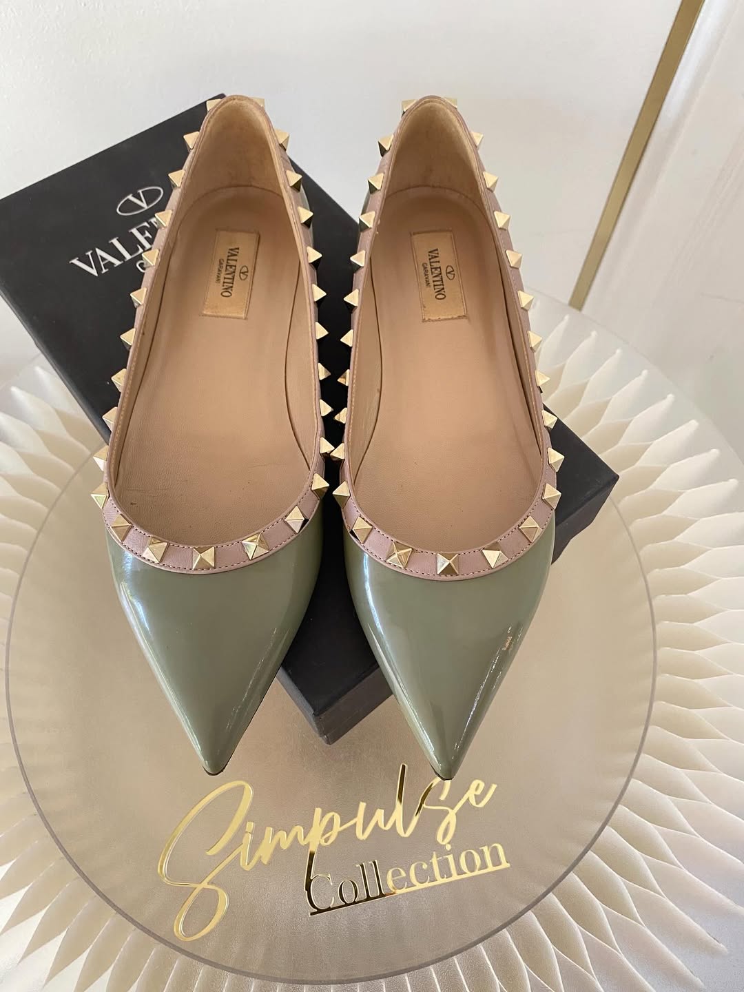 VLTN Light Green Leather Rockstud Ballet Flats