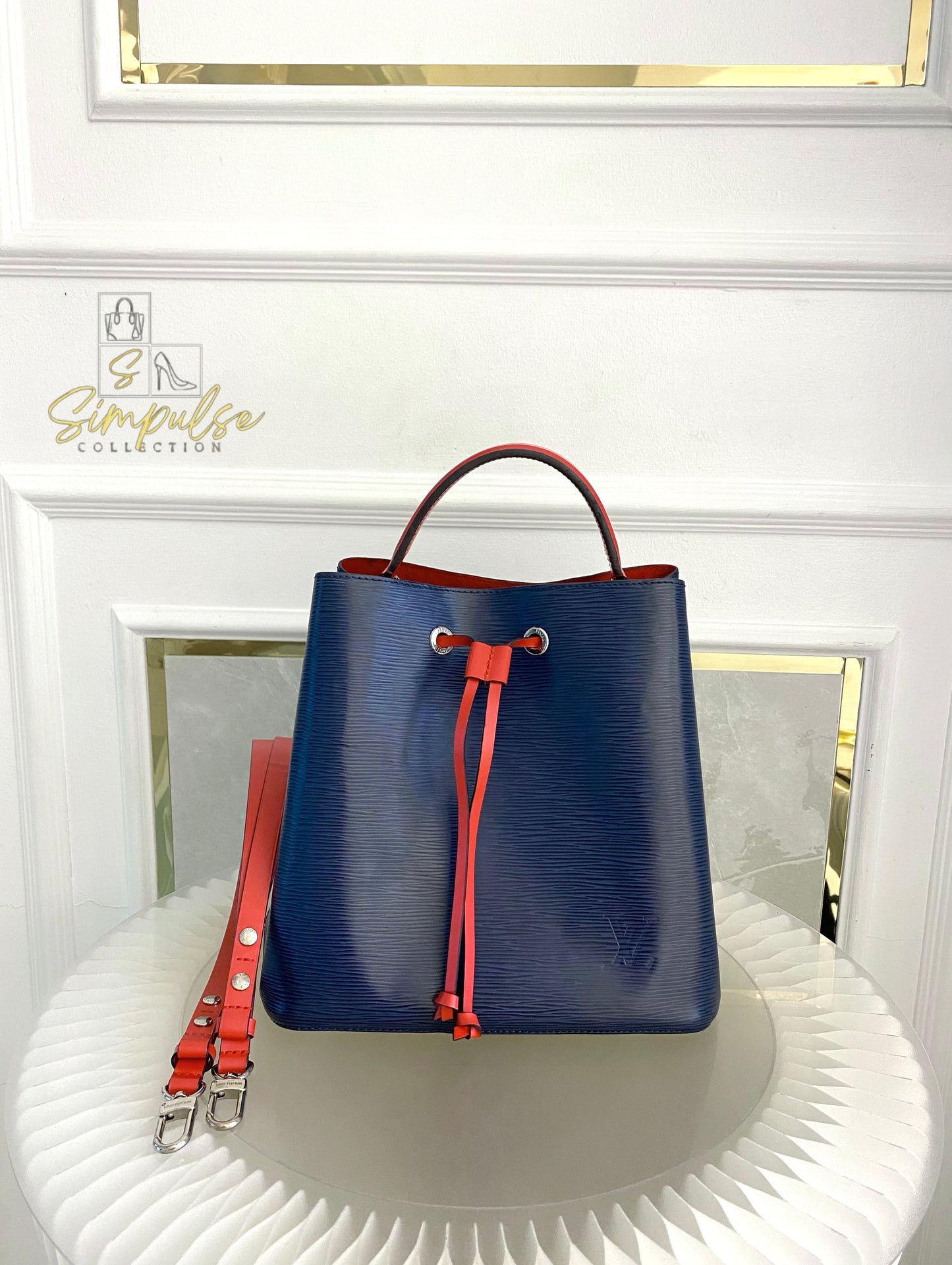 Louis Vuitton Neonoe Bucket Bag