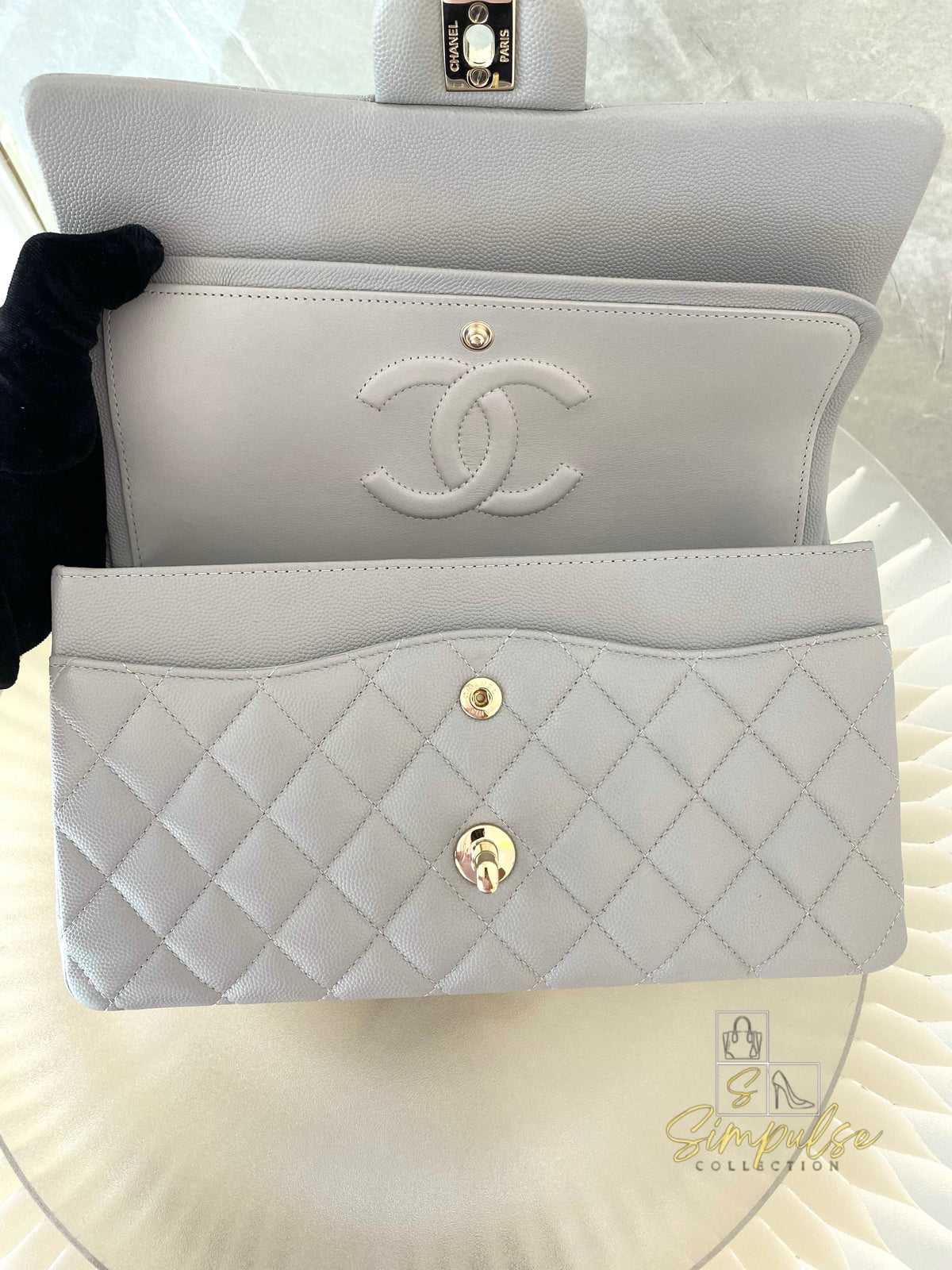 CHANEL CLASSIC MEDIUM DOUBLE FLAP DOVE GRAY