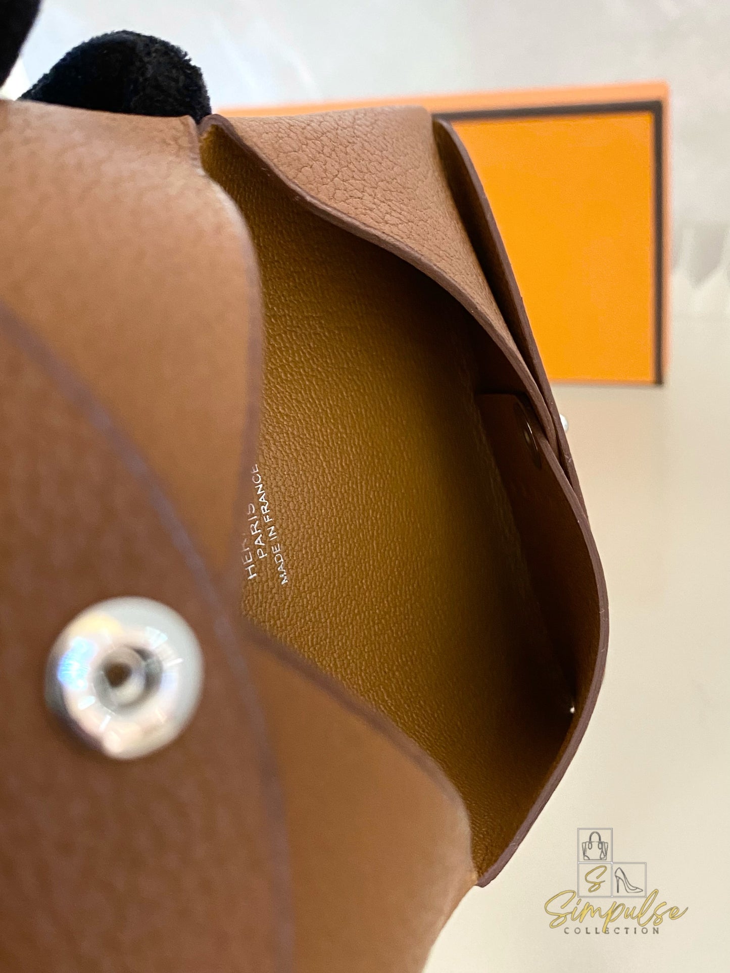 HERMES CALVI CARD HOLDER TAN