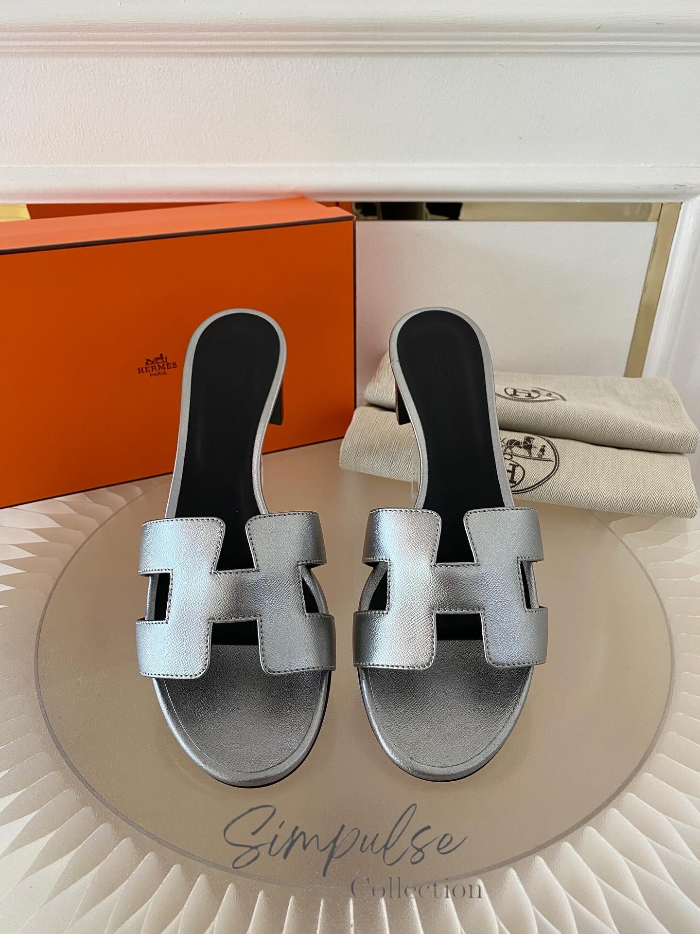 Hermes Oasis Metallic Silver