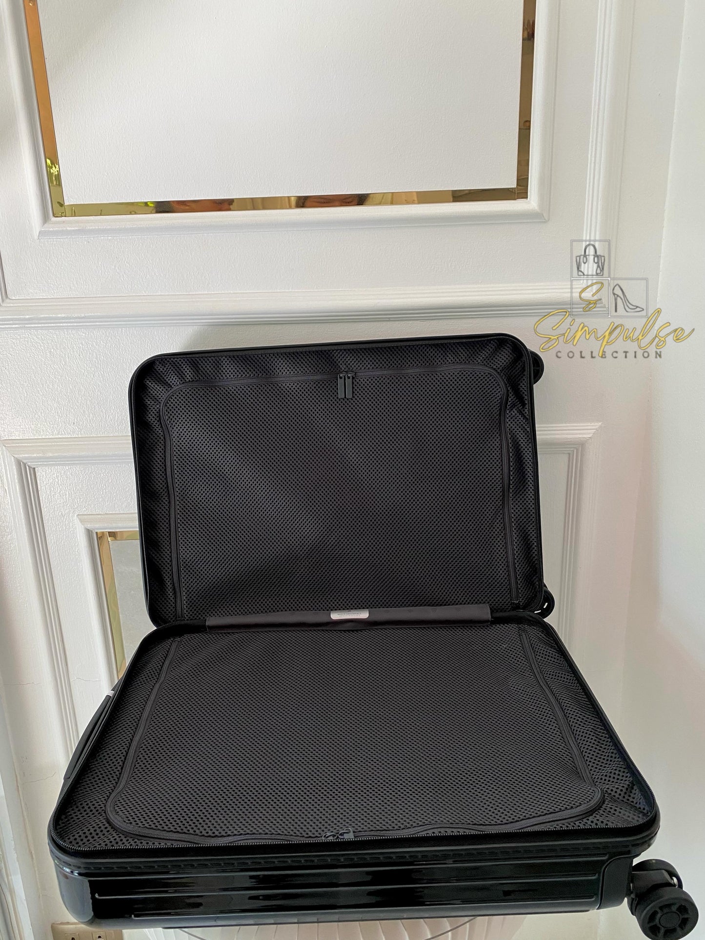 Rimowa Cabin Size Black