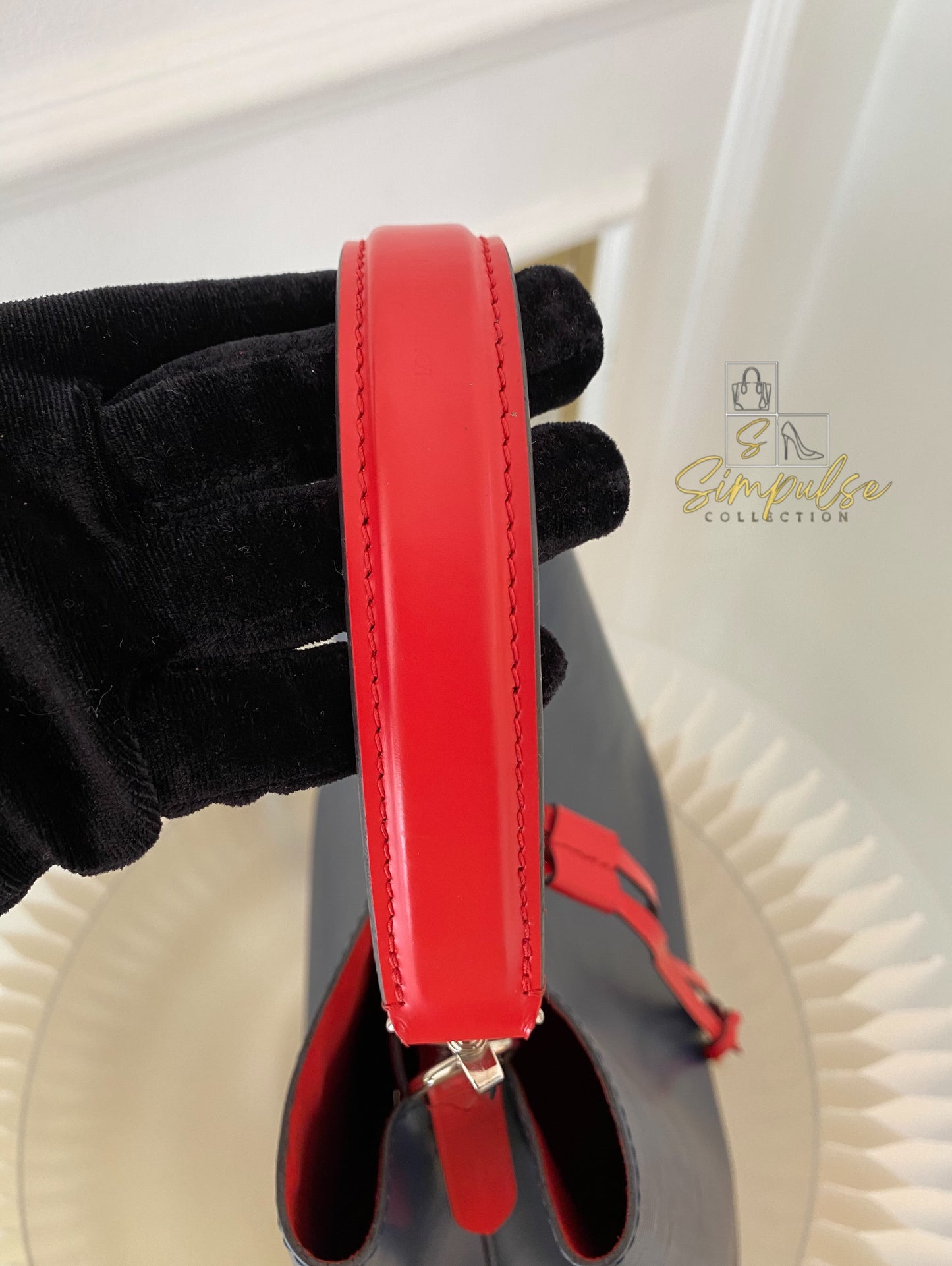 Louis Vuitton Neonoe Bucket Bag