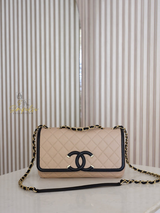 CHANEL BEIGE QUILTED CAVIAR & BLACK LAMBSKIN CC FILIGREE FLAP