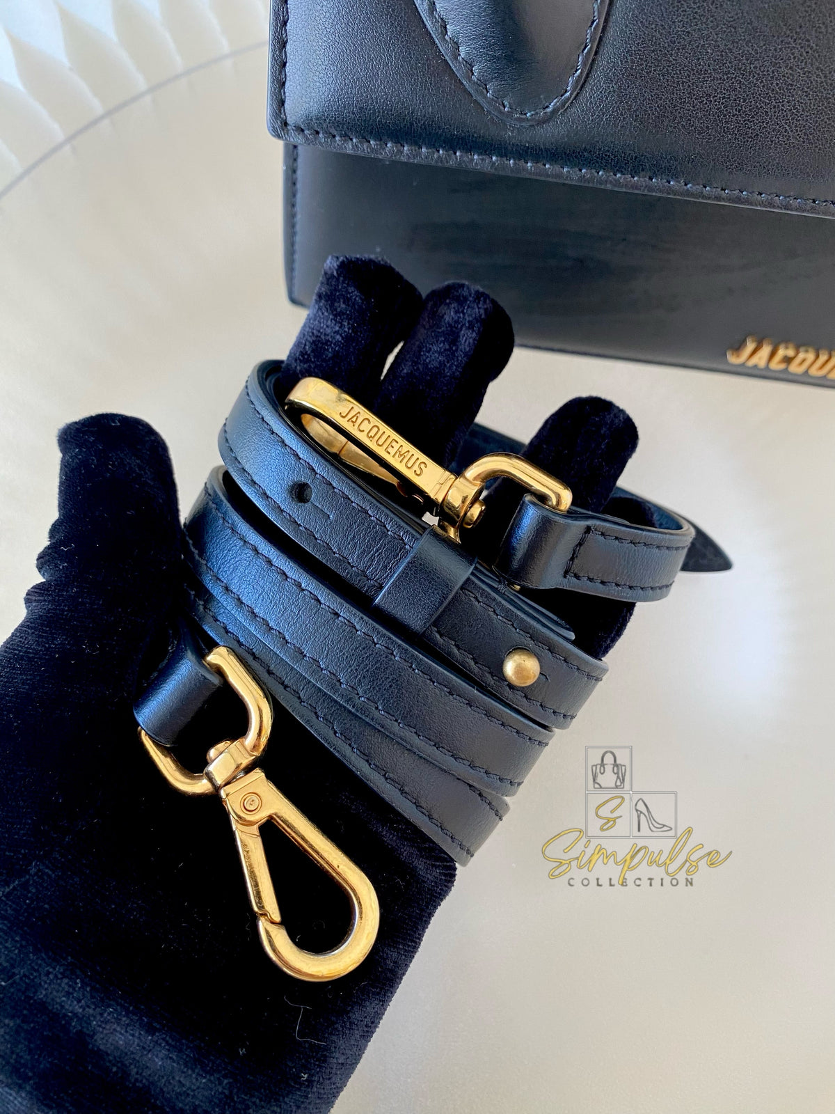 JACQUEMUS LE CHIQUITO MINI TOP HANDLE BAG