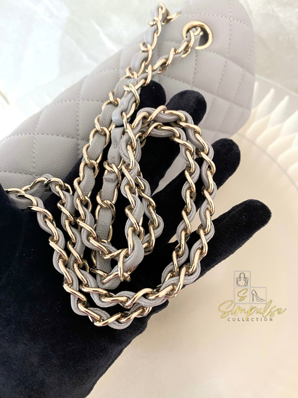 CHANEL CLASSIC MEDIUM DOUBLE FLAP DOVE GRAY