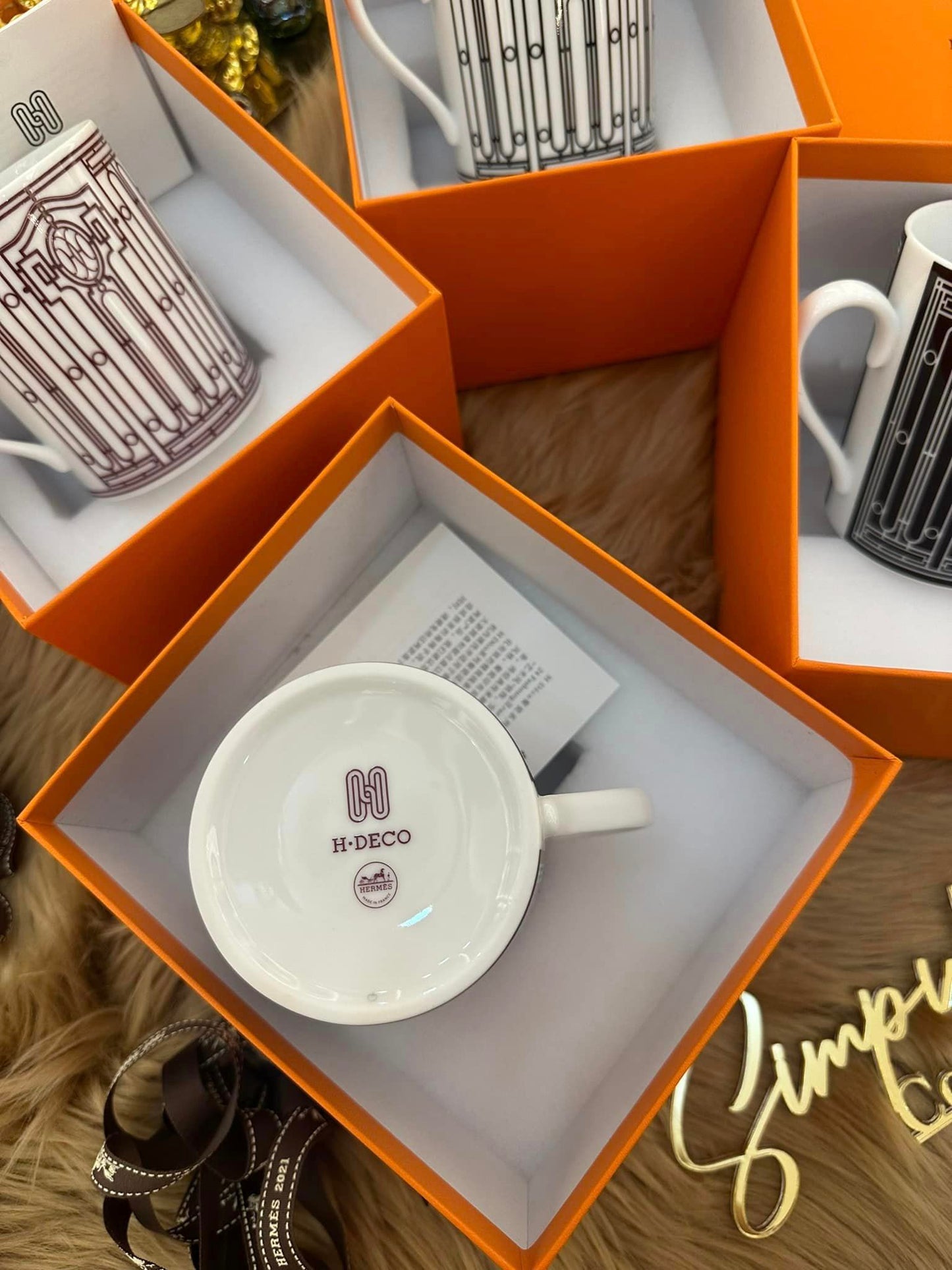 H Deco Unisex Collaboration Cups & Mugs