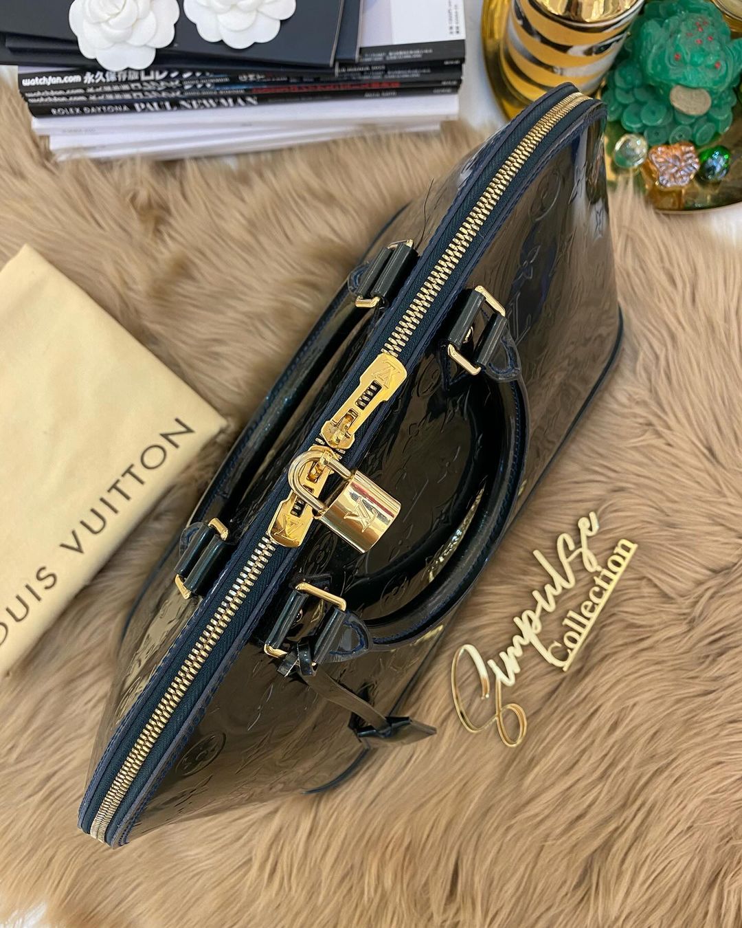 LV Alma Vernis GM Dark Green