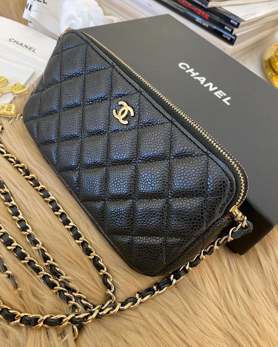 C WOC Double Zip Black Caviar GHW