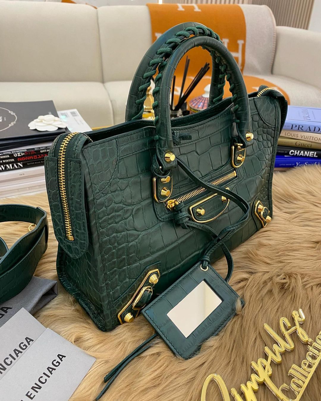 B Green Croc Emossed Leather Small