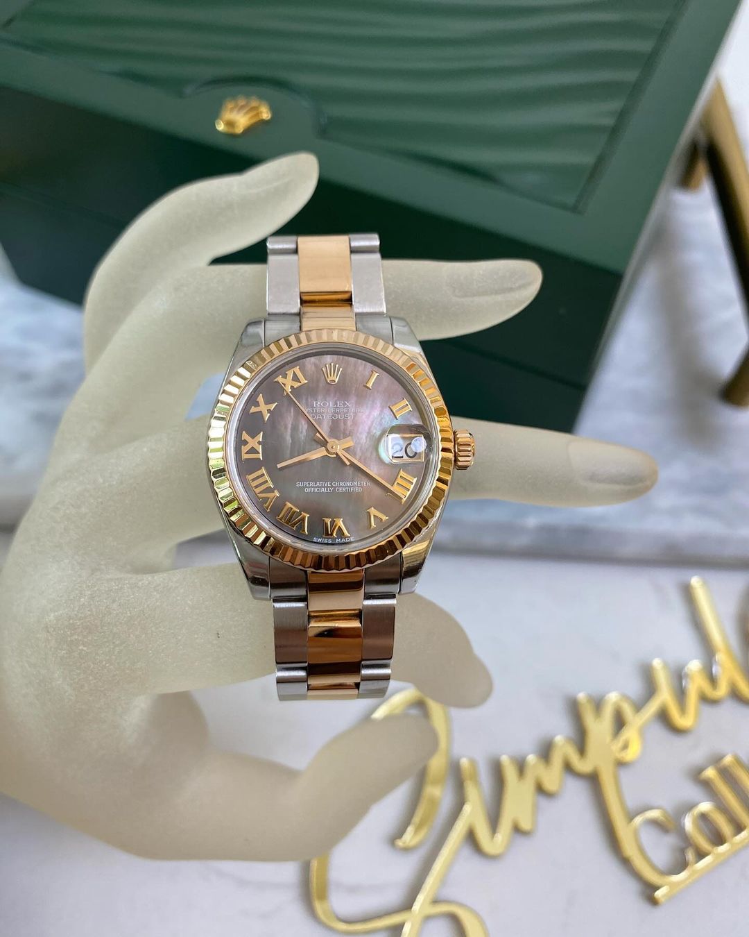 R Datejust Two Toned 18k Rosegold/SS Black Tahitian Mother of Pearl Face