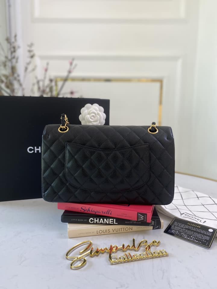 Classic Medium Double Flap Caviar GHW