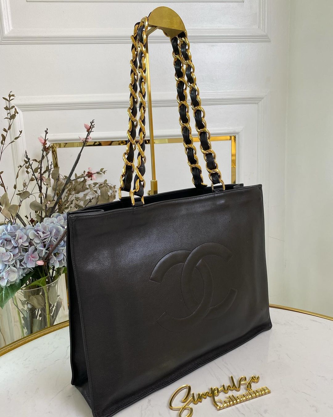 C Jumbo Shopping Tote with Large Gold Chain