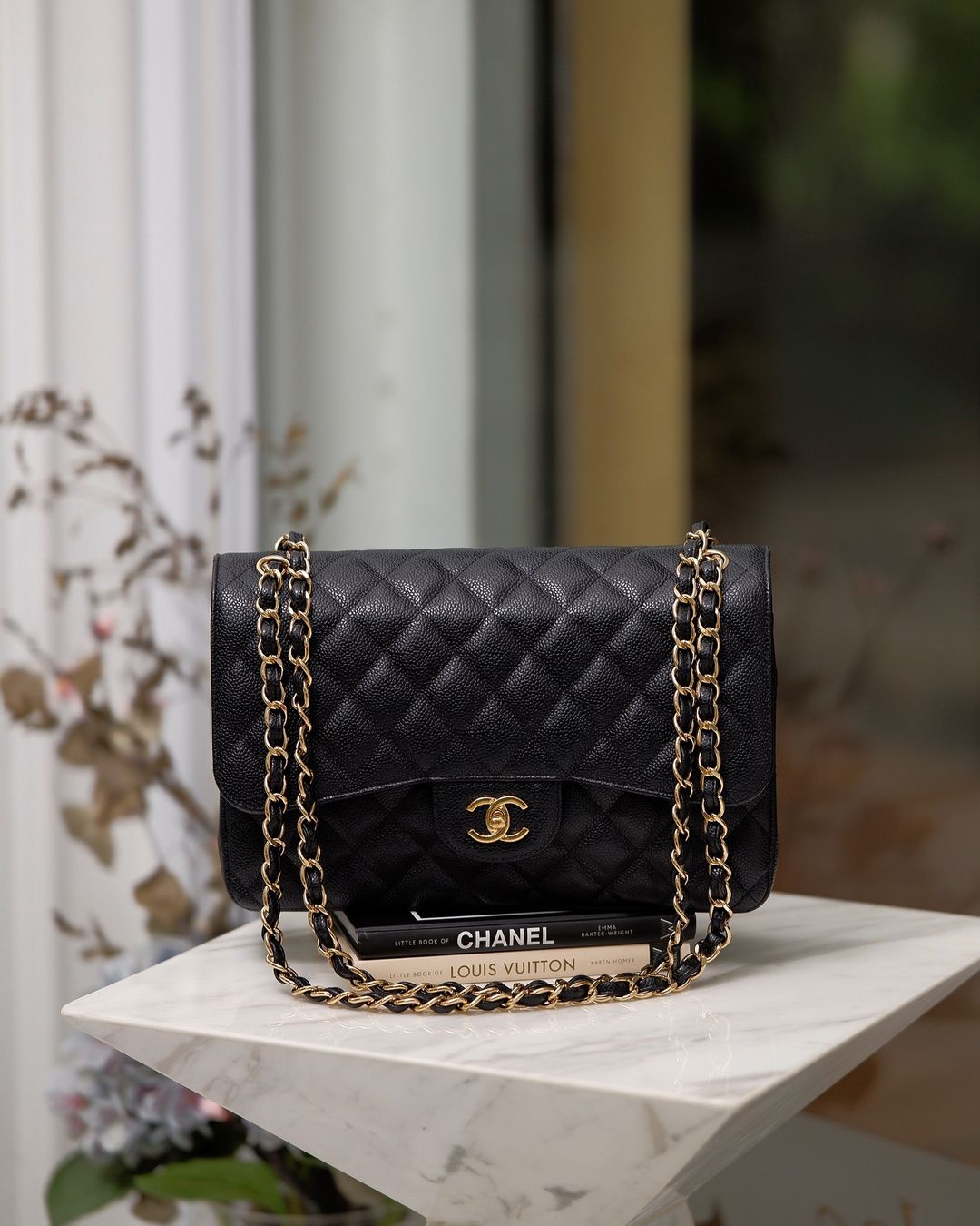 Classic Jumbo Double Flap Caviar GHW