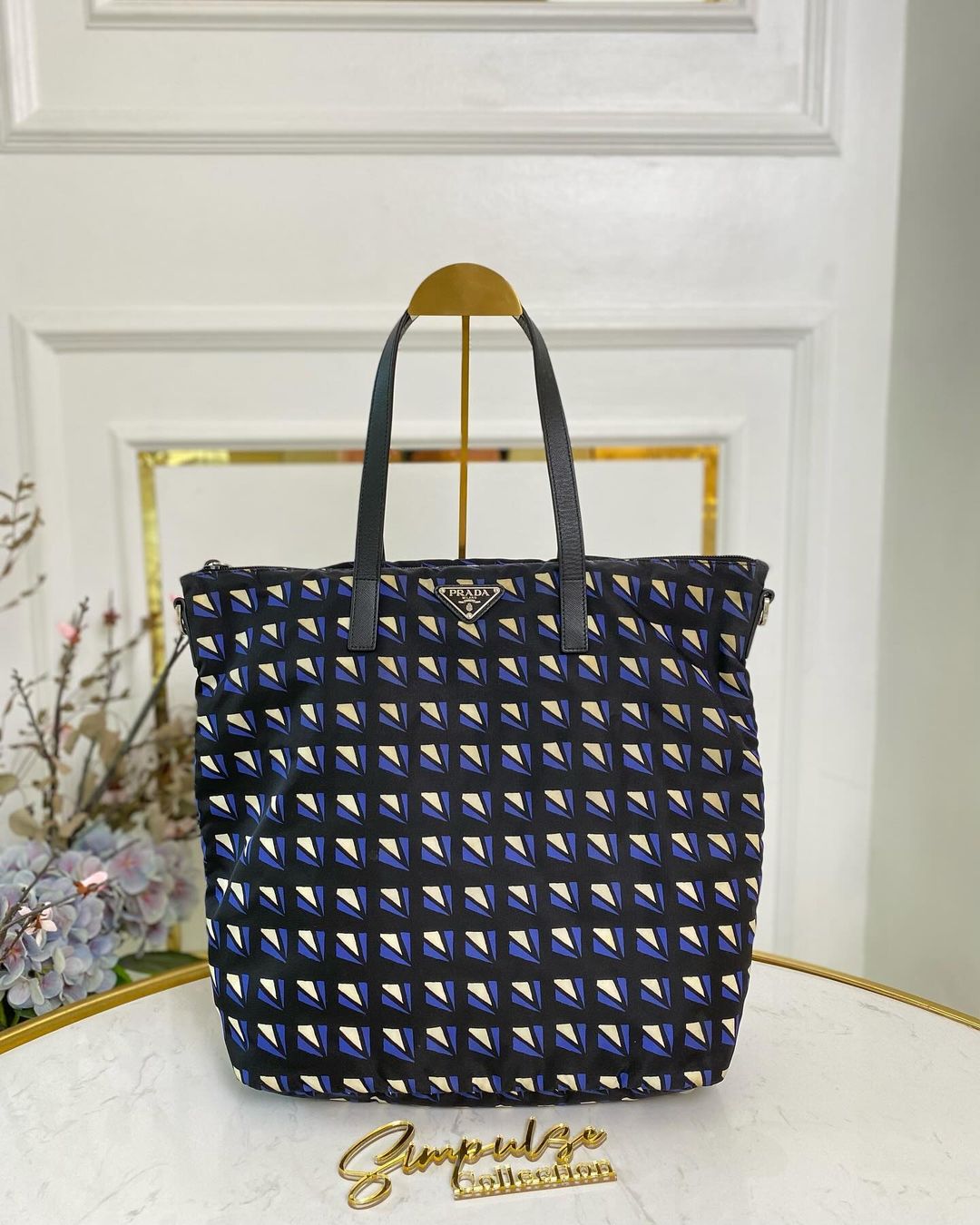 P Printed Tote Nylon