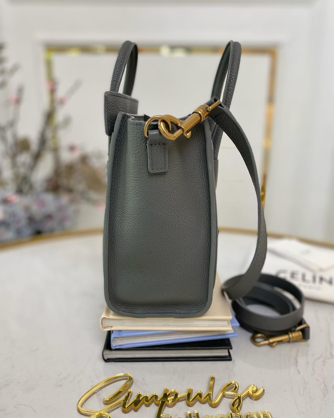 Nano Luggage Grey