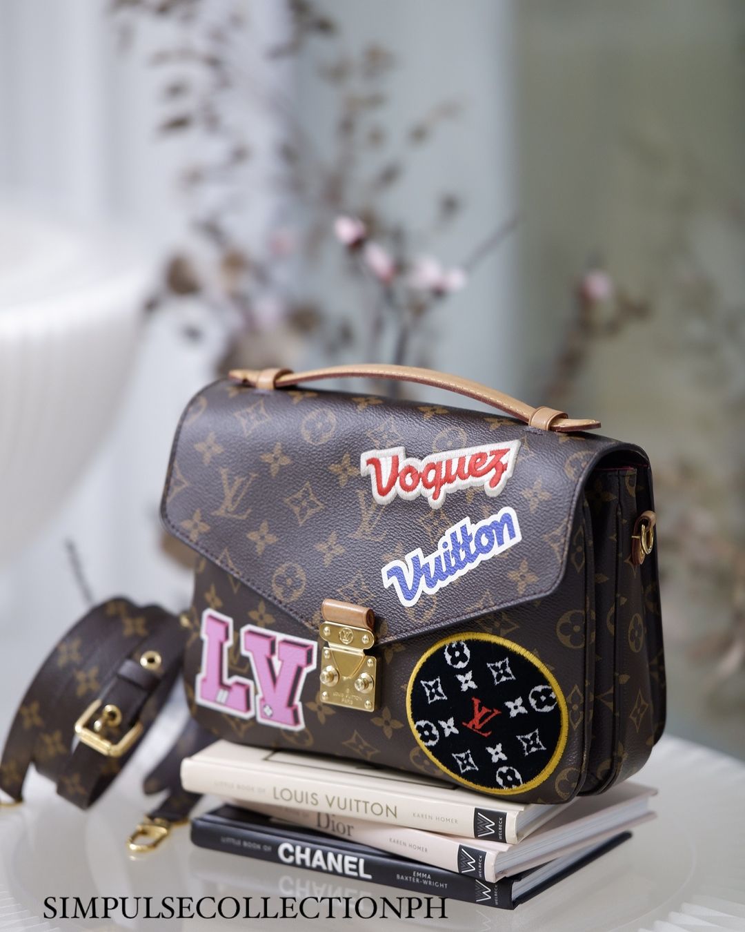 L V Monogram Patches Pochette Metis