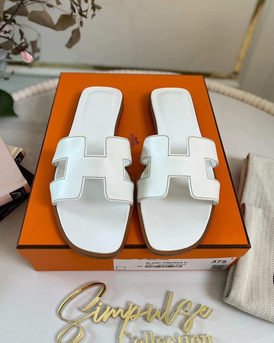 H Oran White Size 37.5