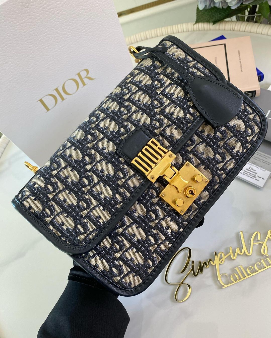 Dioraddict Oblique Flap w/ Strap