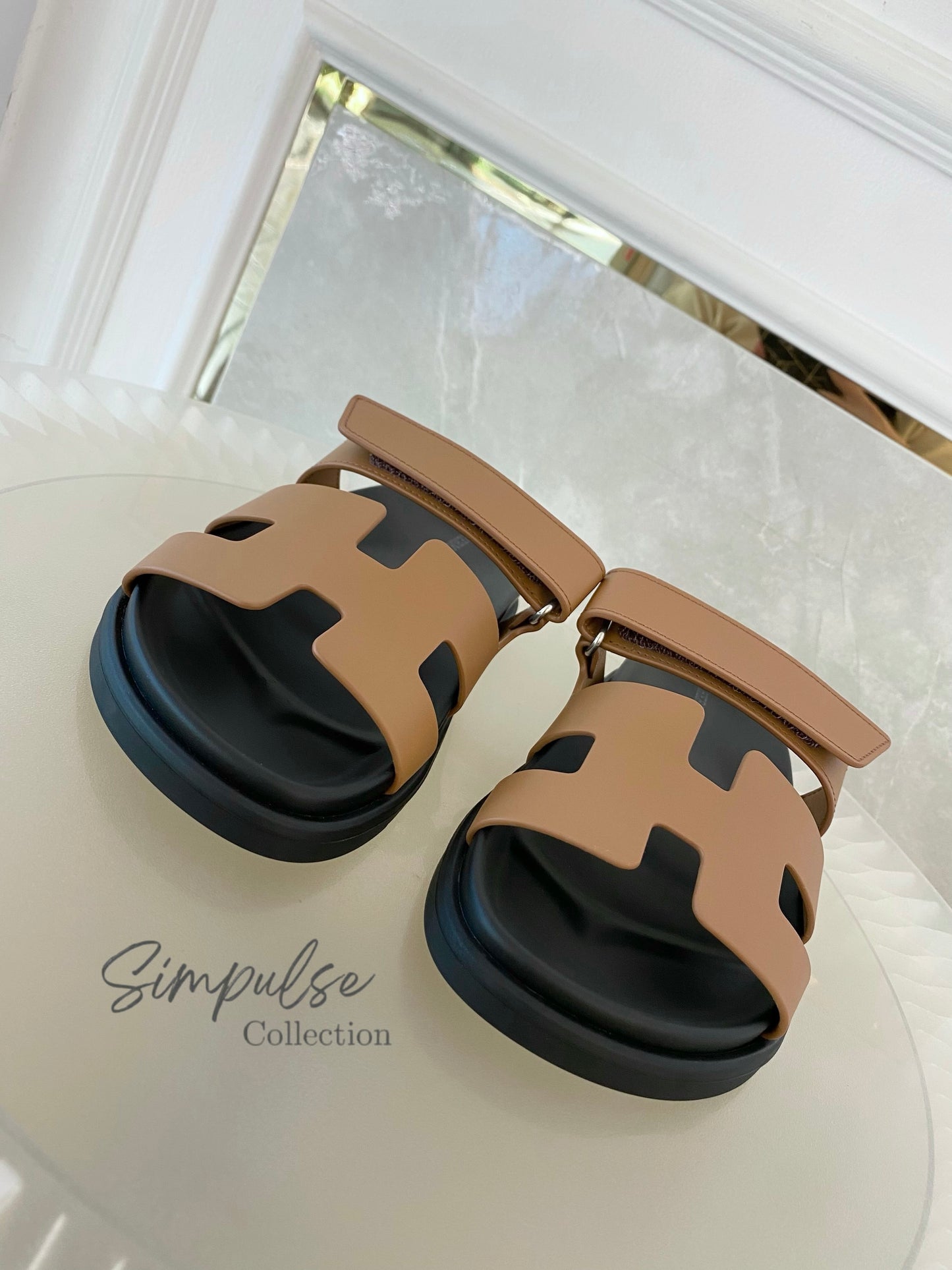 HERMES CHYPRE TAN SANDAL