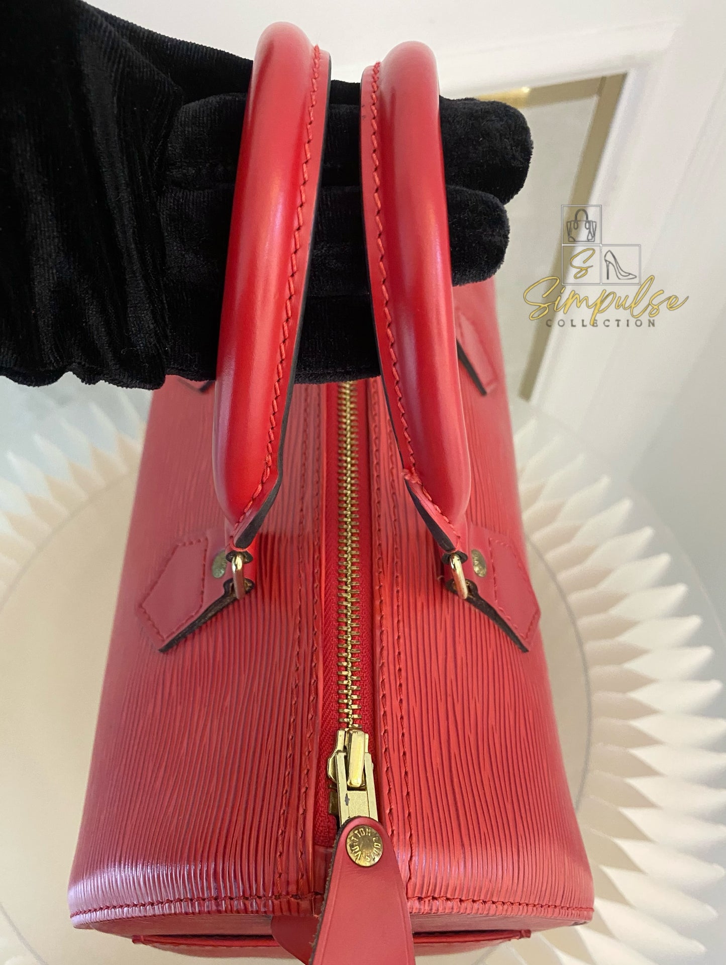 Louis Vuitton Epi Speedy 25 Red