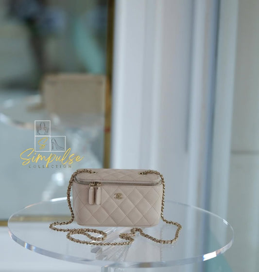 Chanel Vanity Caviar in Beige GHW