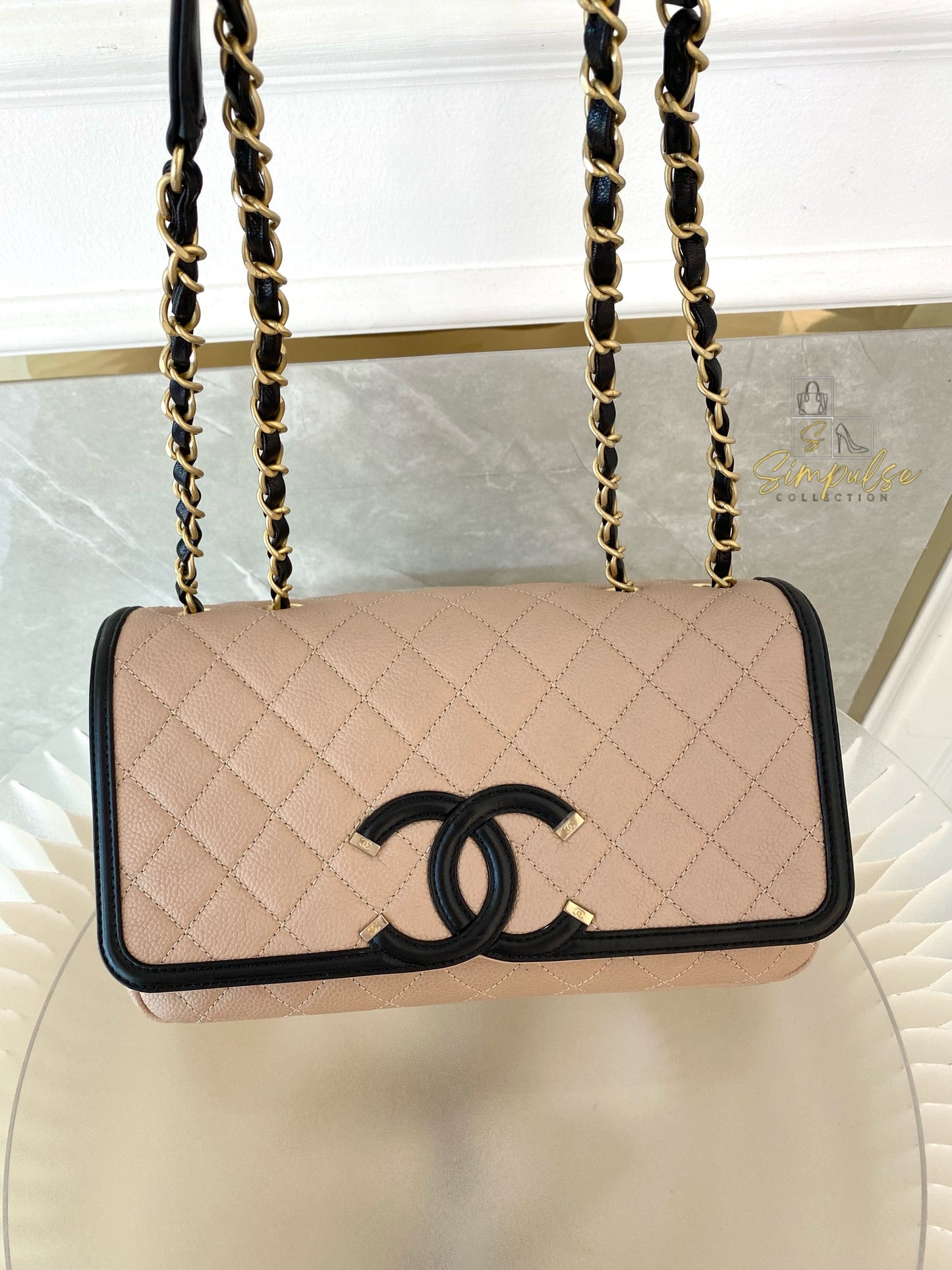 CHANEL BEIGE QUILTED CAVIAR & BLACK LAMBSKIN CC FILIGREE FLAP