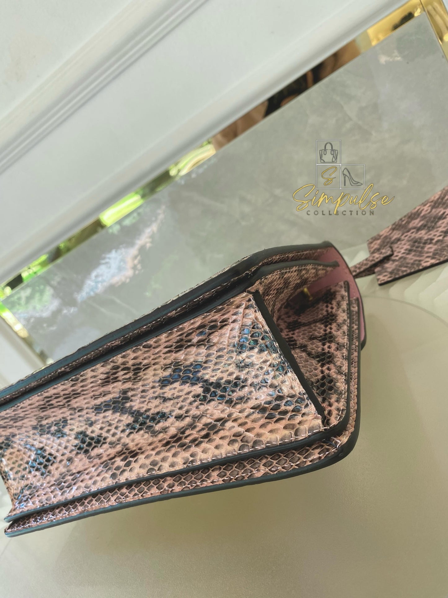 Gucci Queen Margaret Small Snakeskin Top Handle in Pink