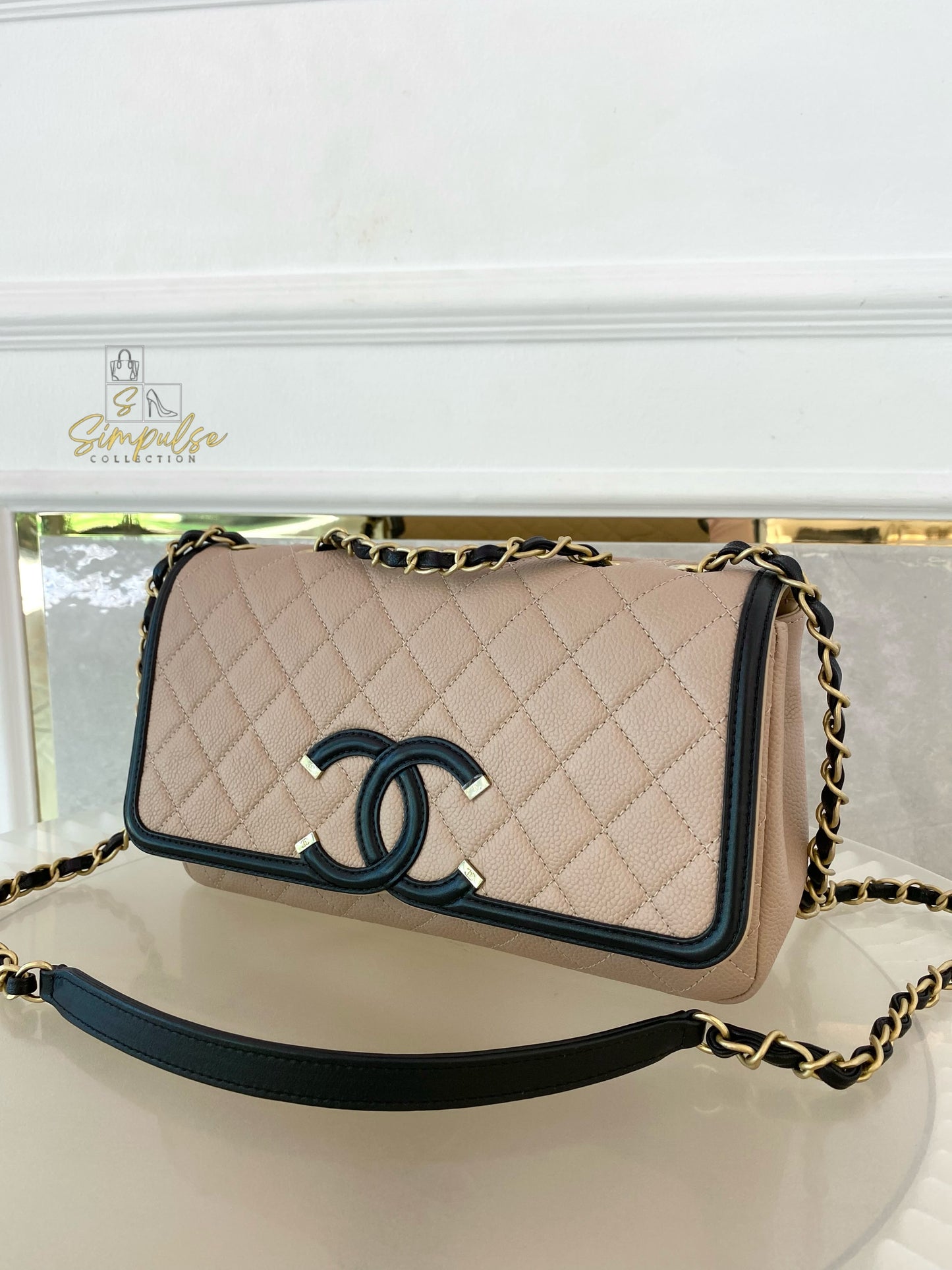 CHANEL BEIGE QUILTED CAVIAR & BLACK LAMBSKIN CC FILIGREE FLAP