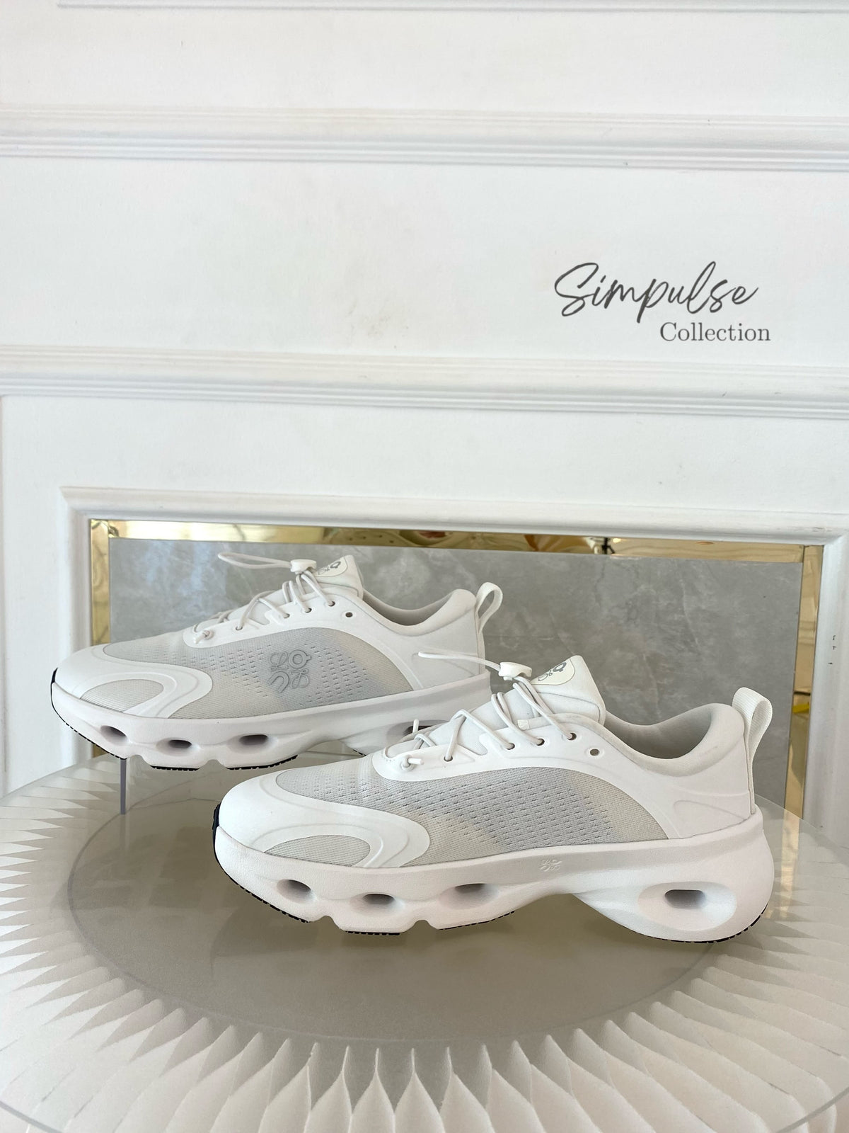 ON-LOEWE Cloudsolo Polyester White/Light Grey Sneakers