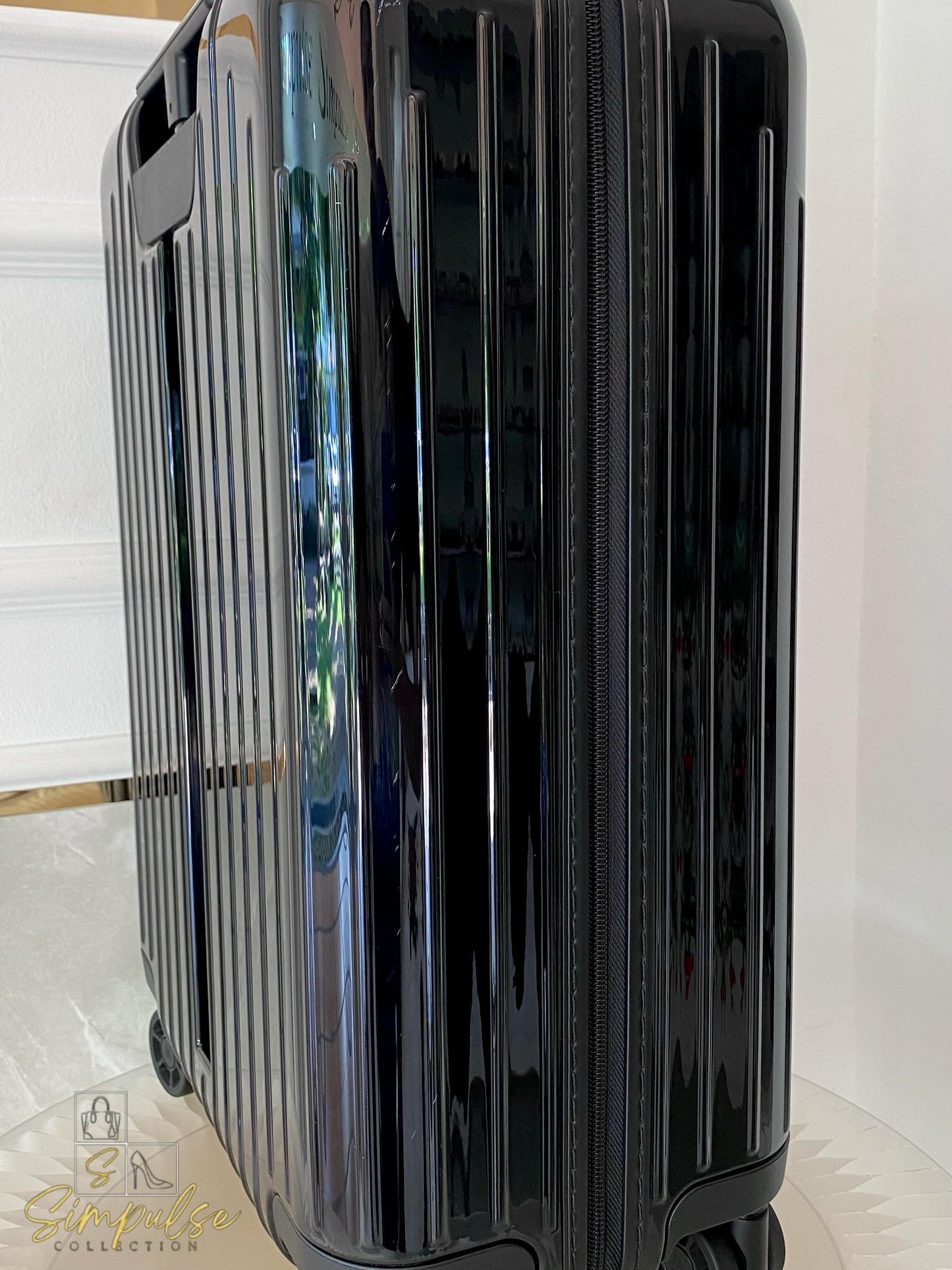 Rimowa Cabin Size Black